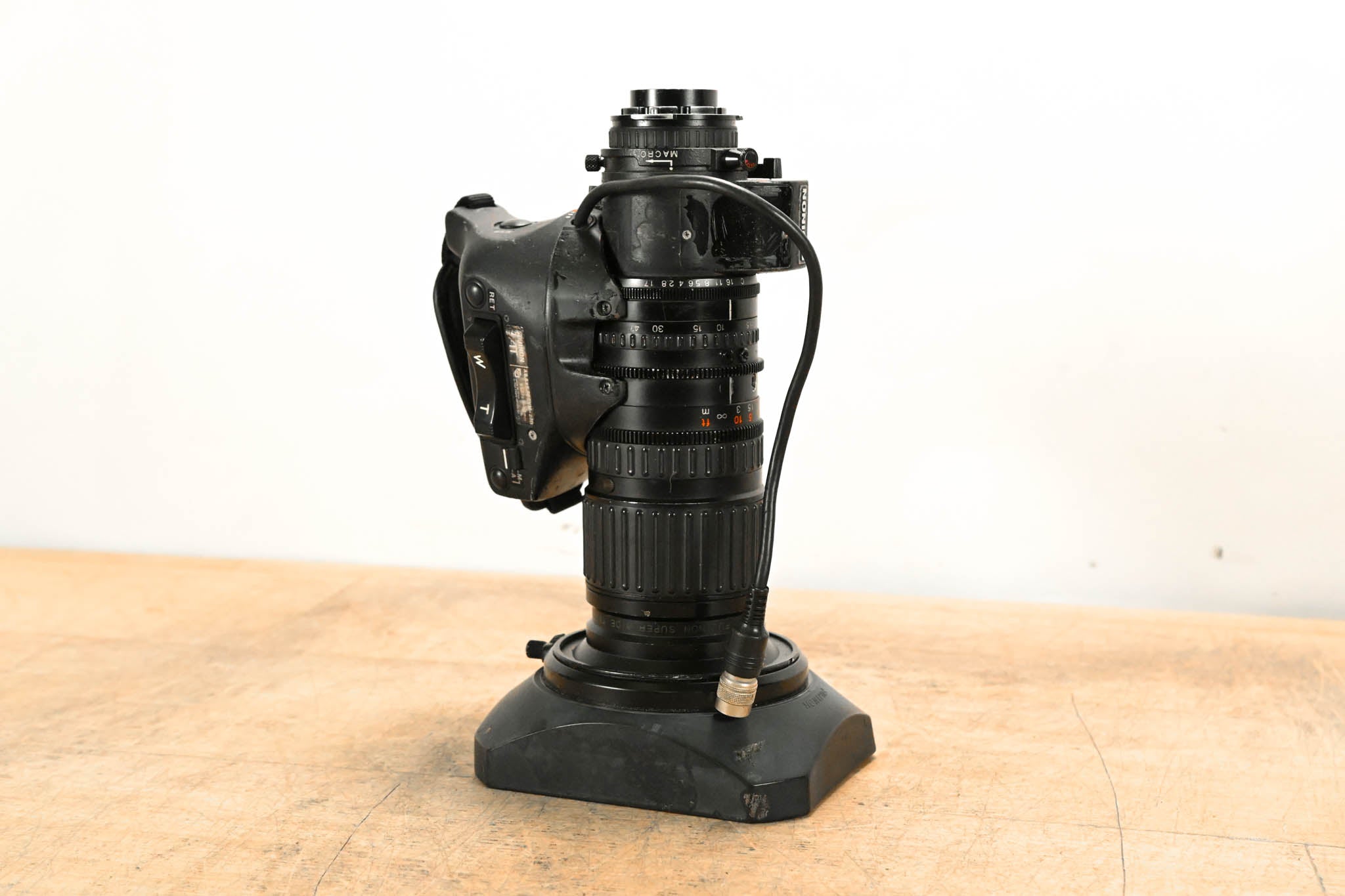 Fujinon A8.5x5.5BEVM-28B 20x Zoom 2/3" ENG Broadcast Lens