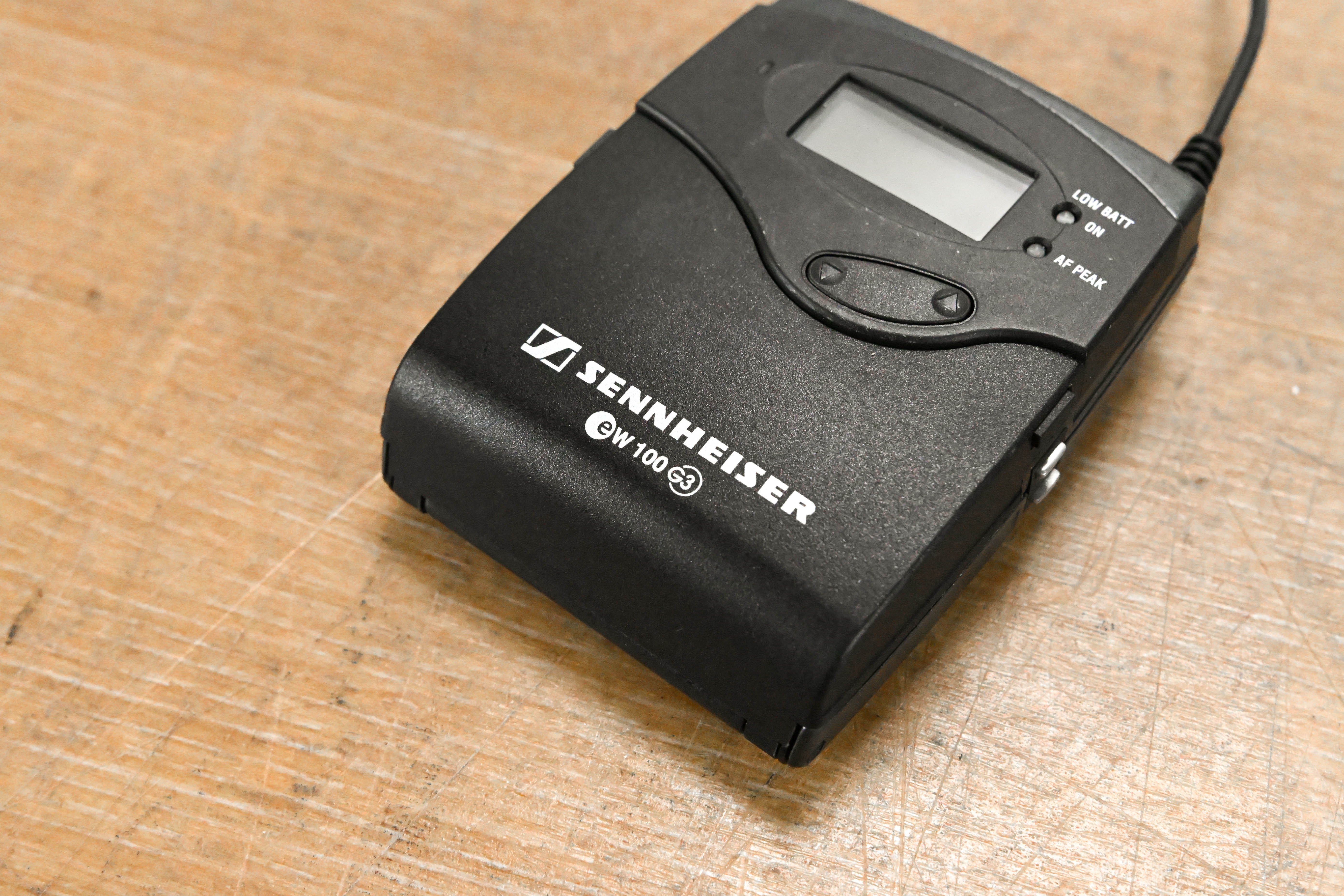 Sennheiser SK 100 G3 Wireless Bodypack Transmitter A Range: 516-558 MHz