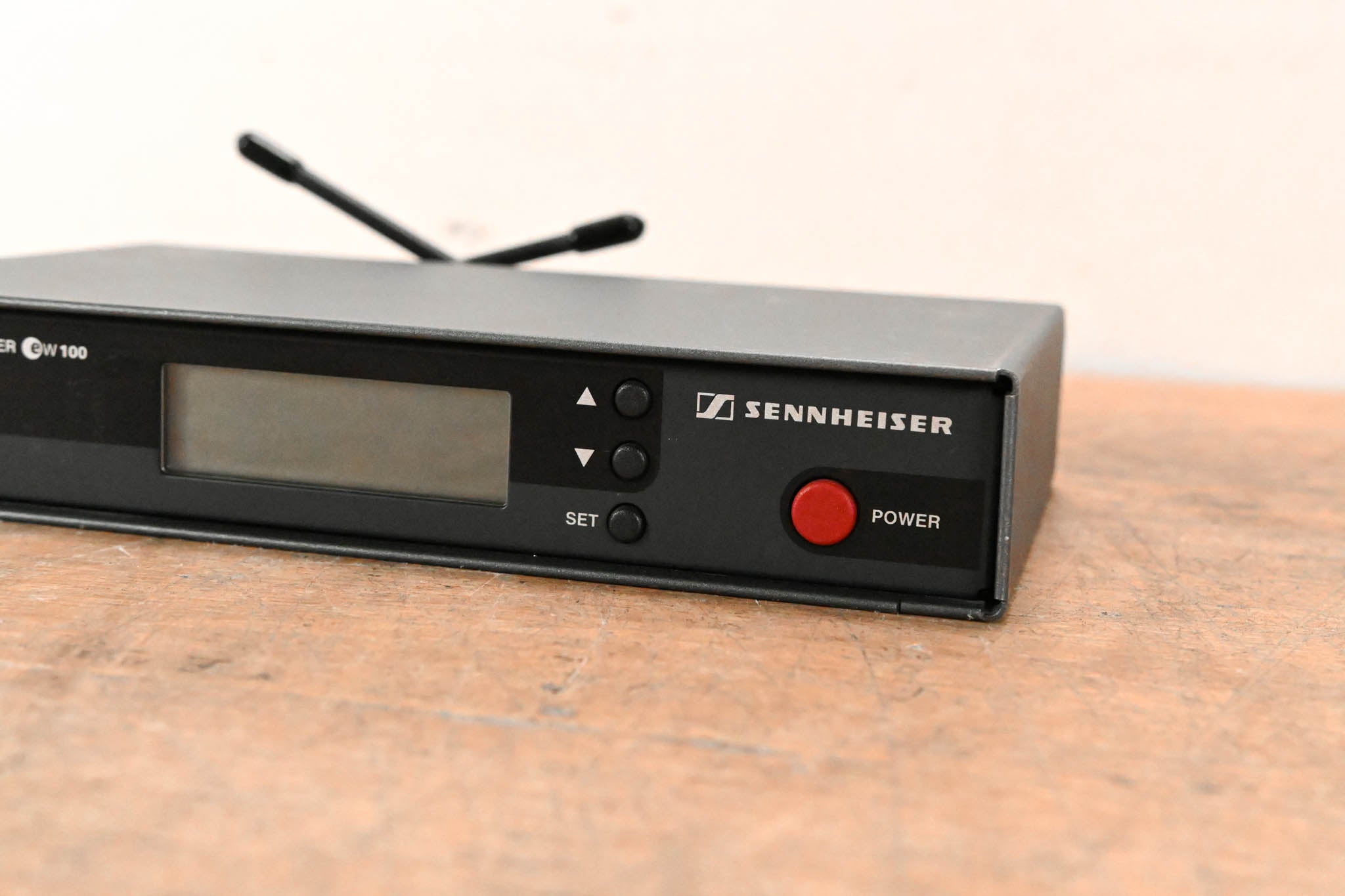 Sennheiser EM 100 Wireless Receiver - 518-550 MHz (NO POWER SUPPLY)