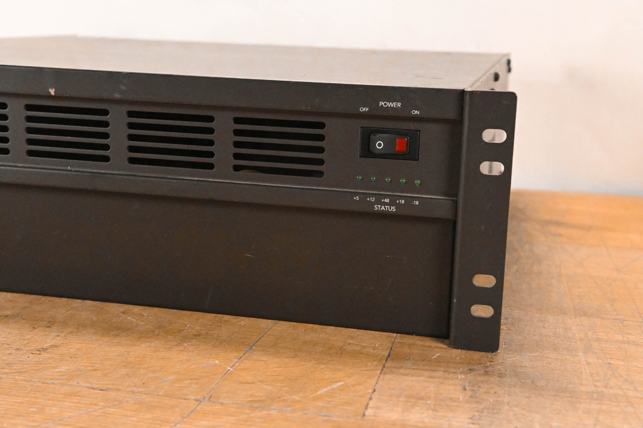 Mackie SR40/56.8 400-Watt Power Supply