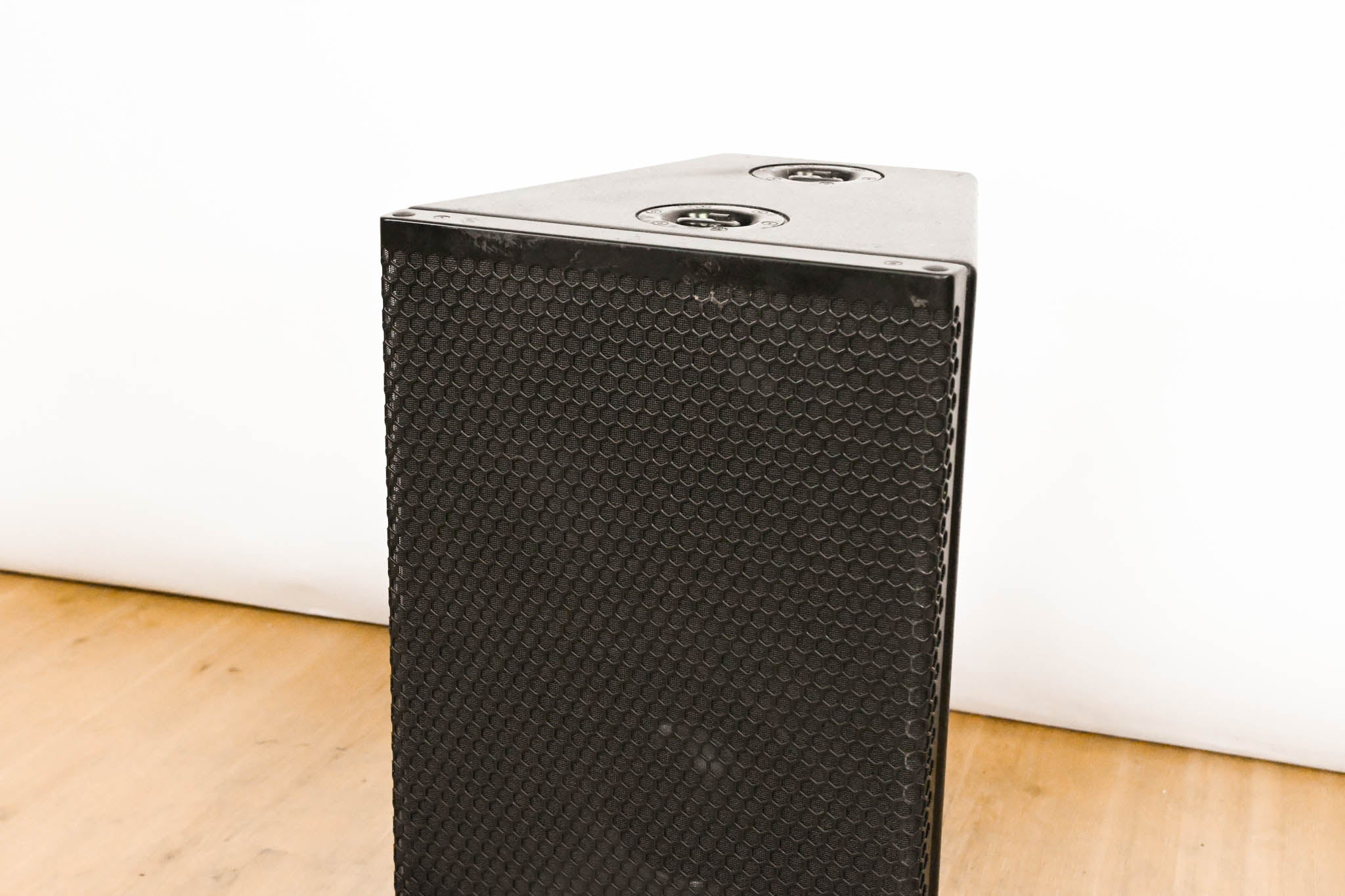Meyer Sound UPA-2P Compact Narrow Coverage Loudspeaker