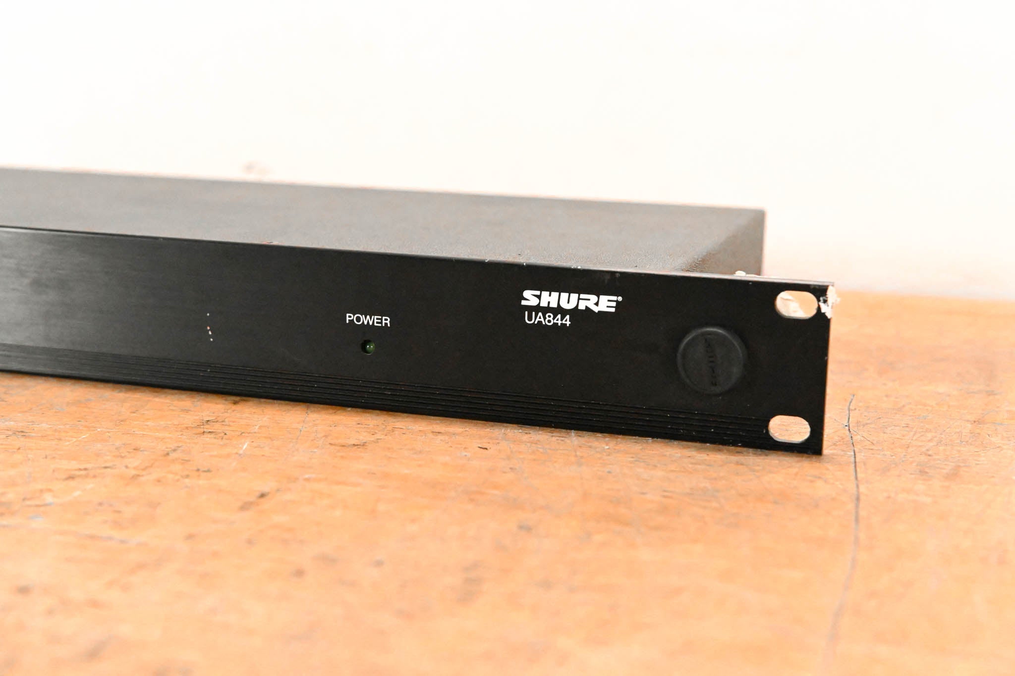 Shure UA844SWB Antenna Distribution System - 470-952 MHz NO POWER SUPPLY