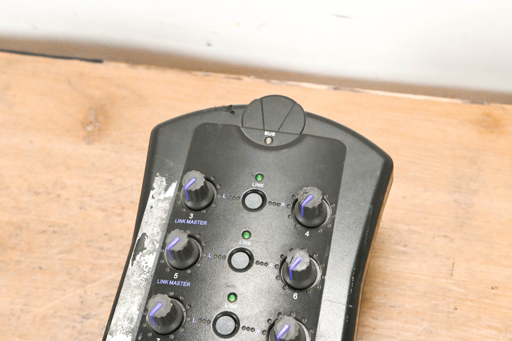 Hear Technologies HB-MIX1 Hear Back Personal Monitor Mixer