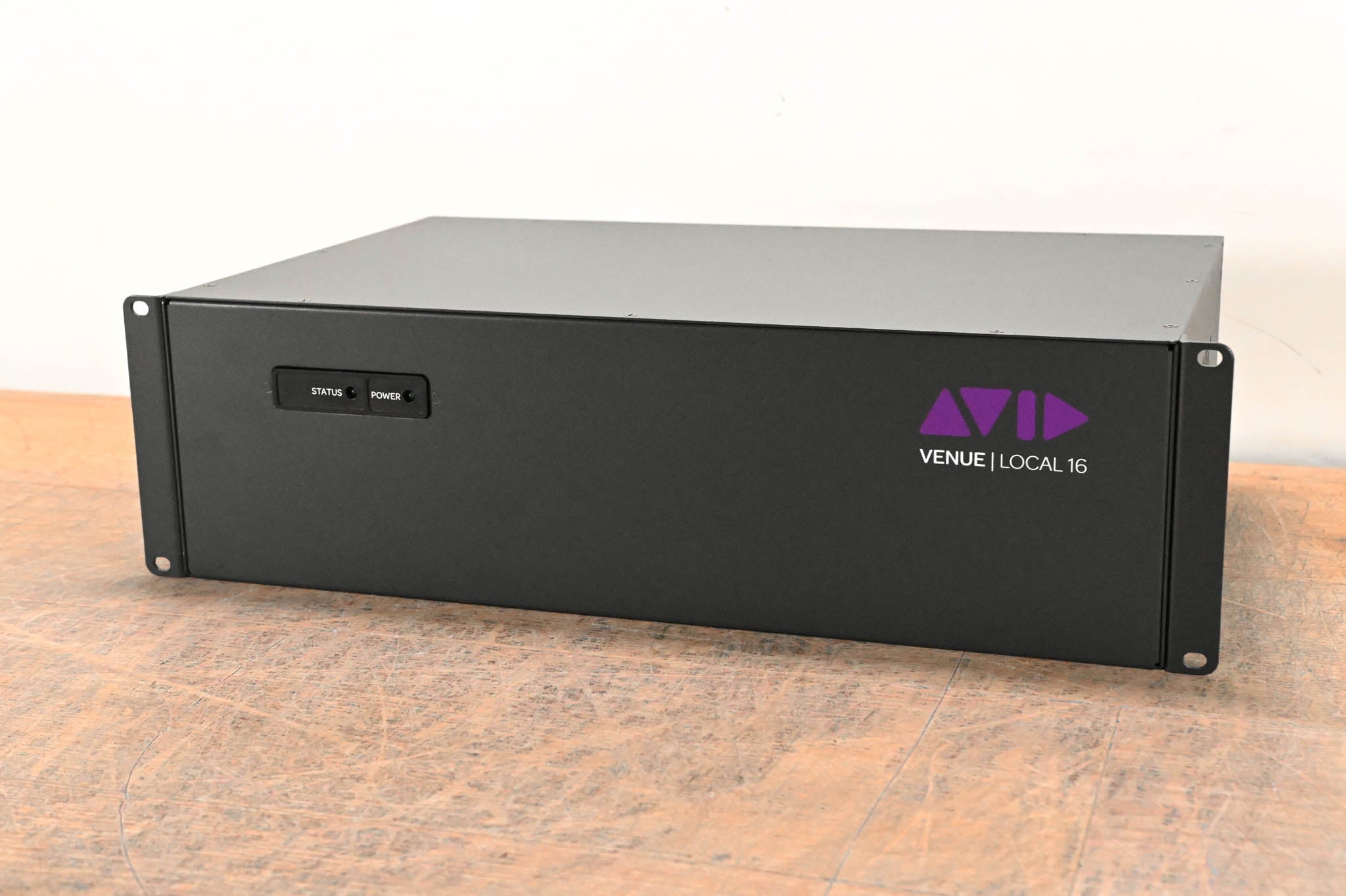 AVID VENUE Local 16 I/O Rack