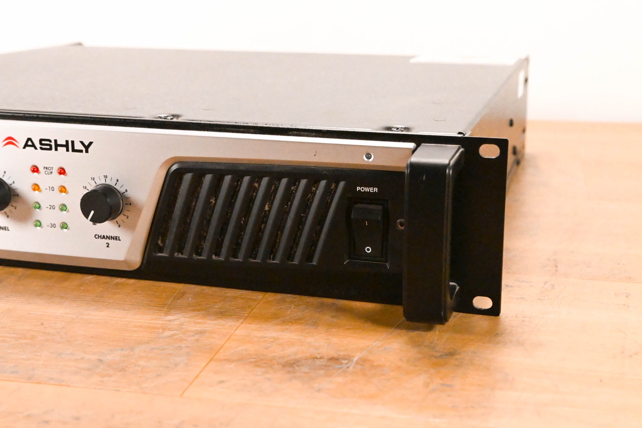 Ashly KLR-3200 Dual-Channel 1,600W Power Amplifier
