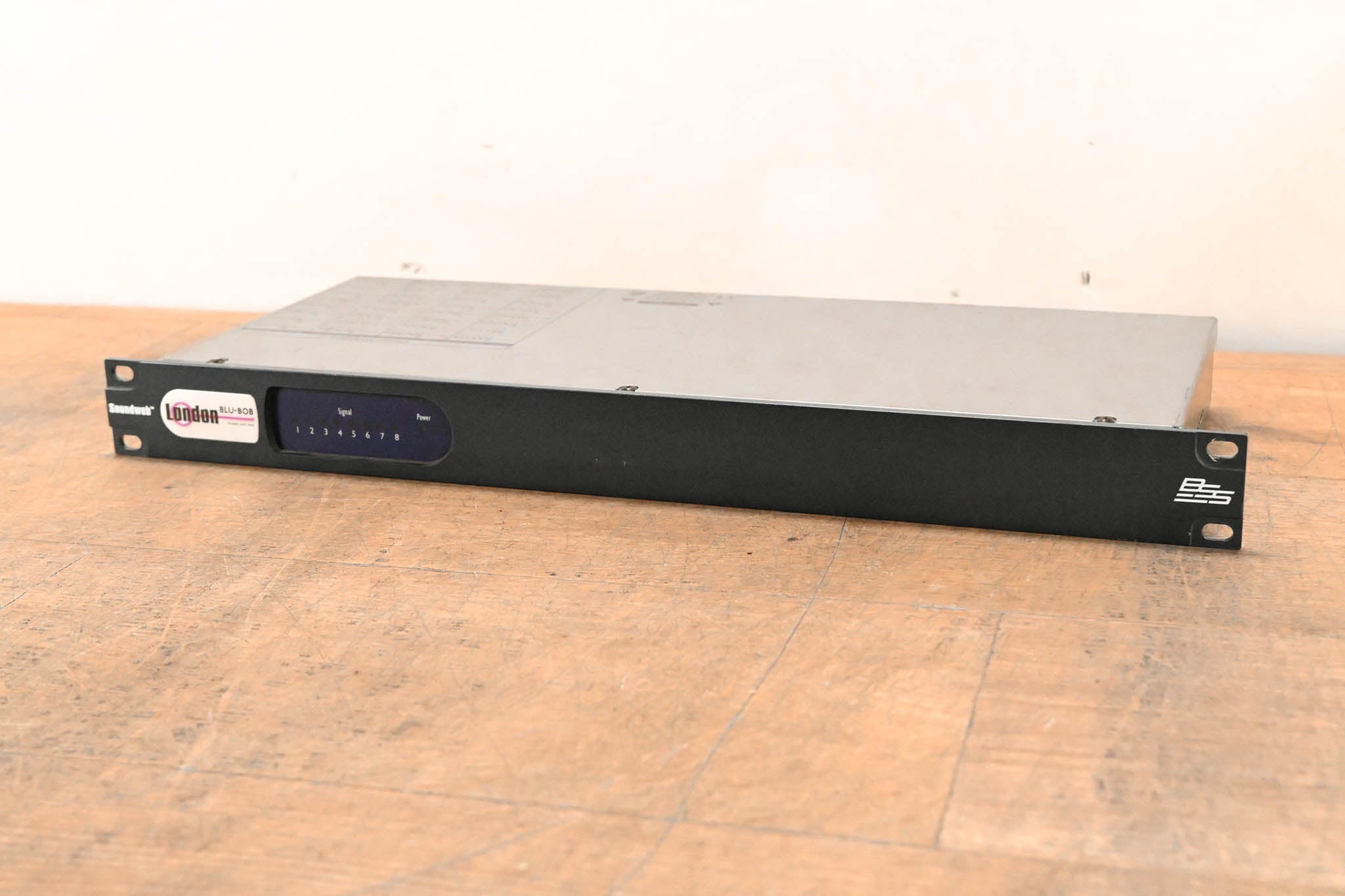 BSS London BLU-BOB2 8-Channel Break-Out Box Output Expander (NO PSU)