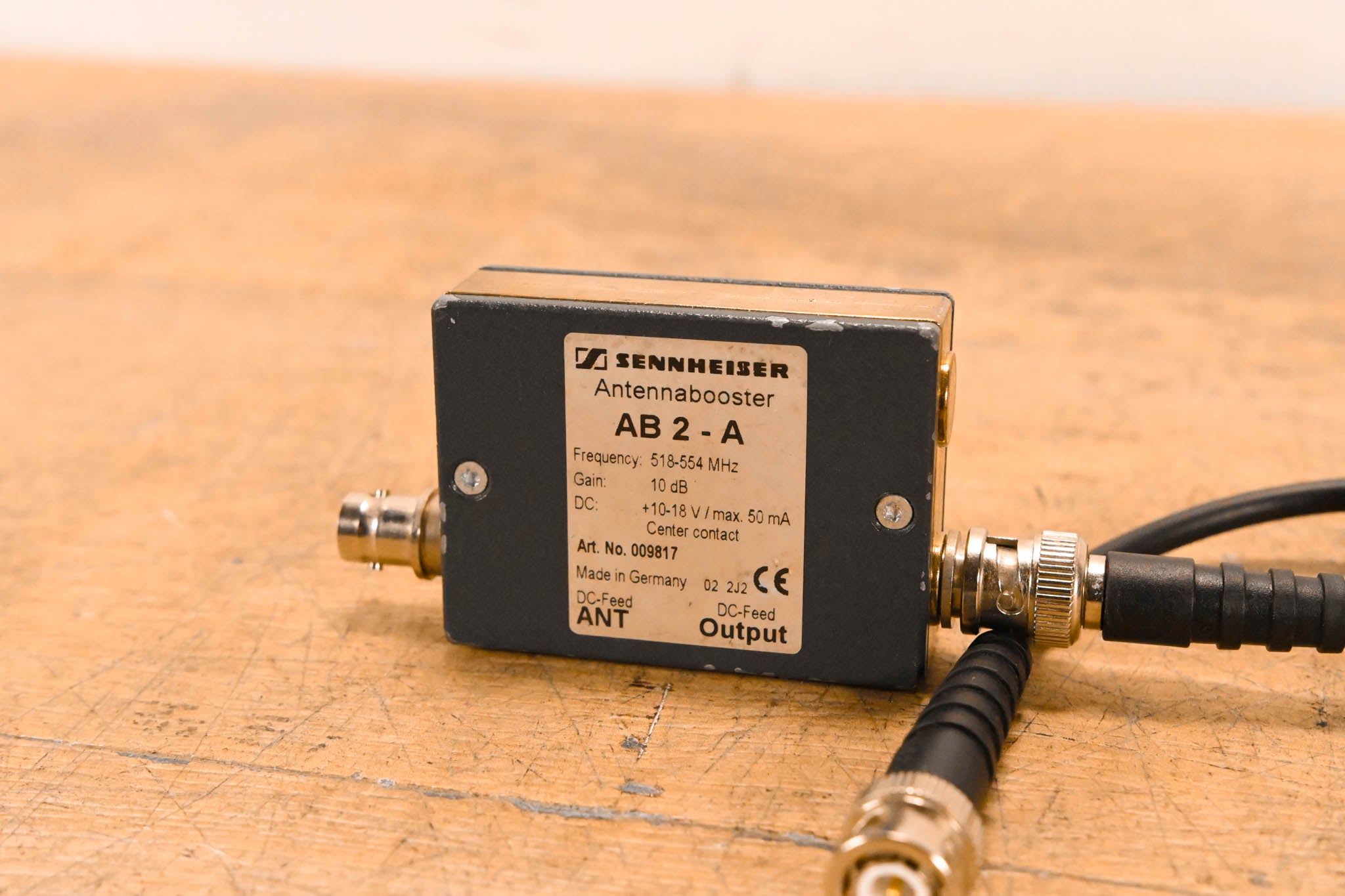 Sennheiser AB2-A Antenna Booster - A Range: 518-554 MHz