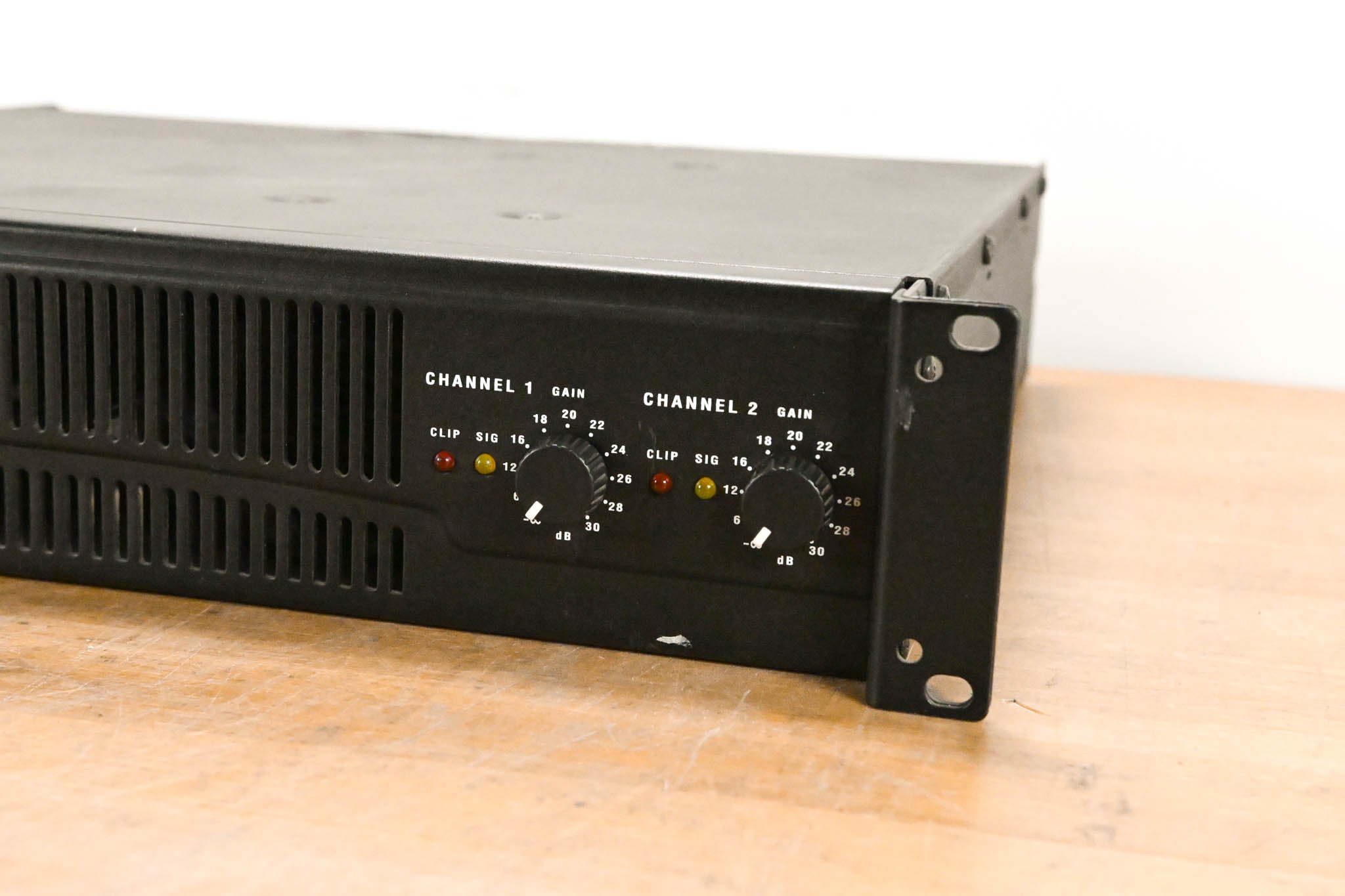 QSC RMX850 2-Channel Power Amplifier