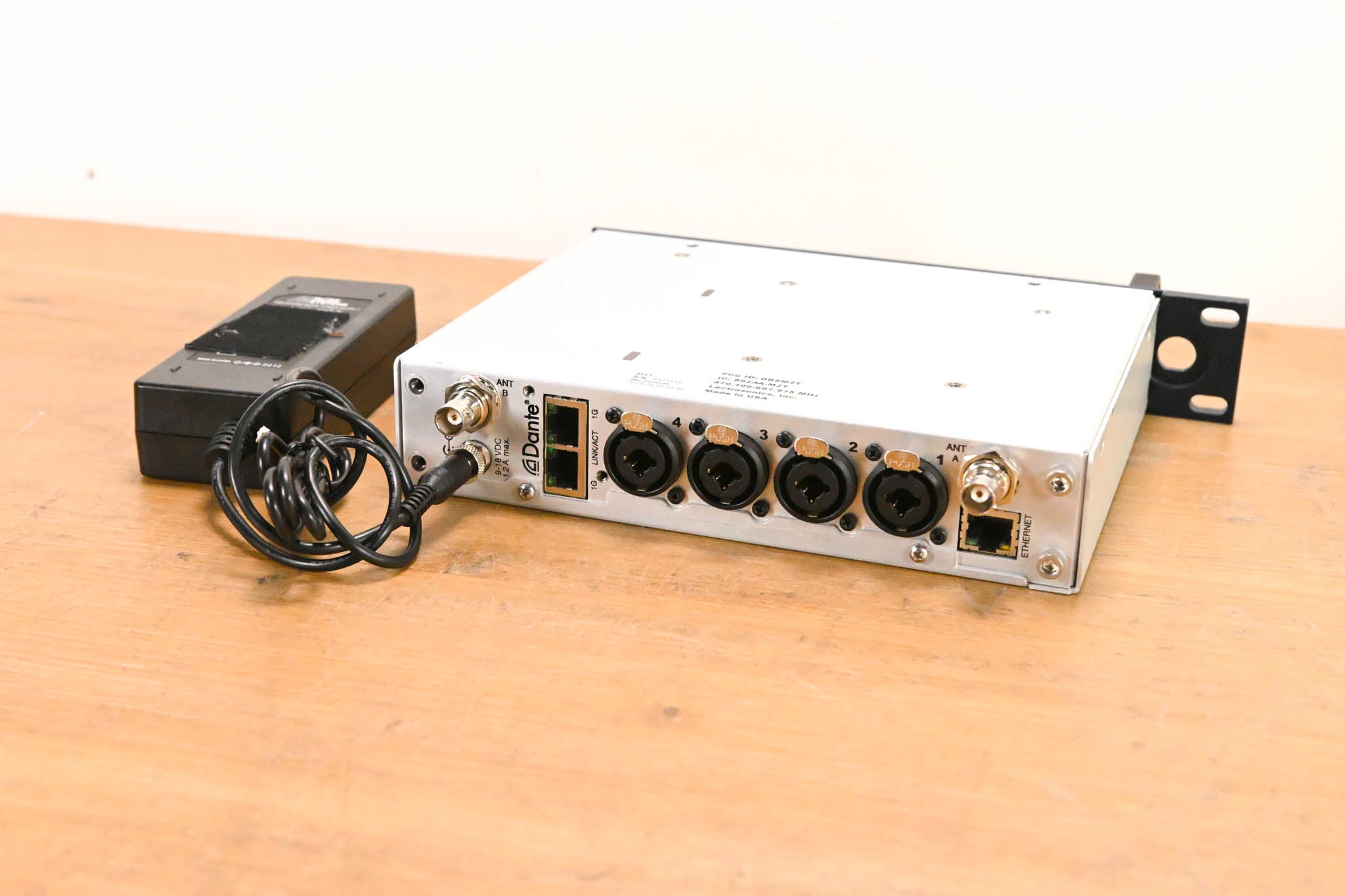 Lectrosonics Duet M2T/M2Ra IEM/IFB System - 470-608 MHz
