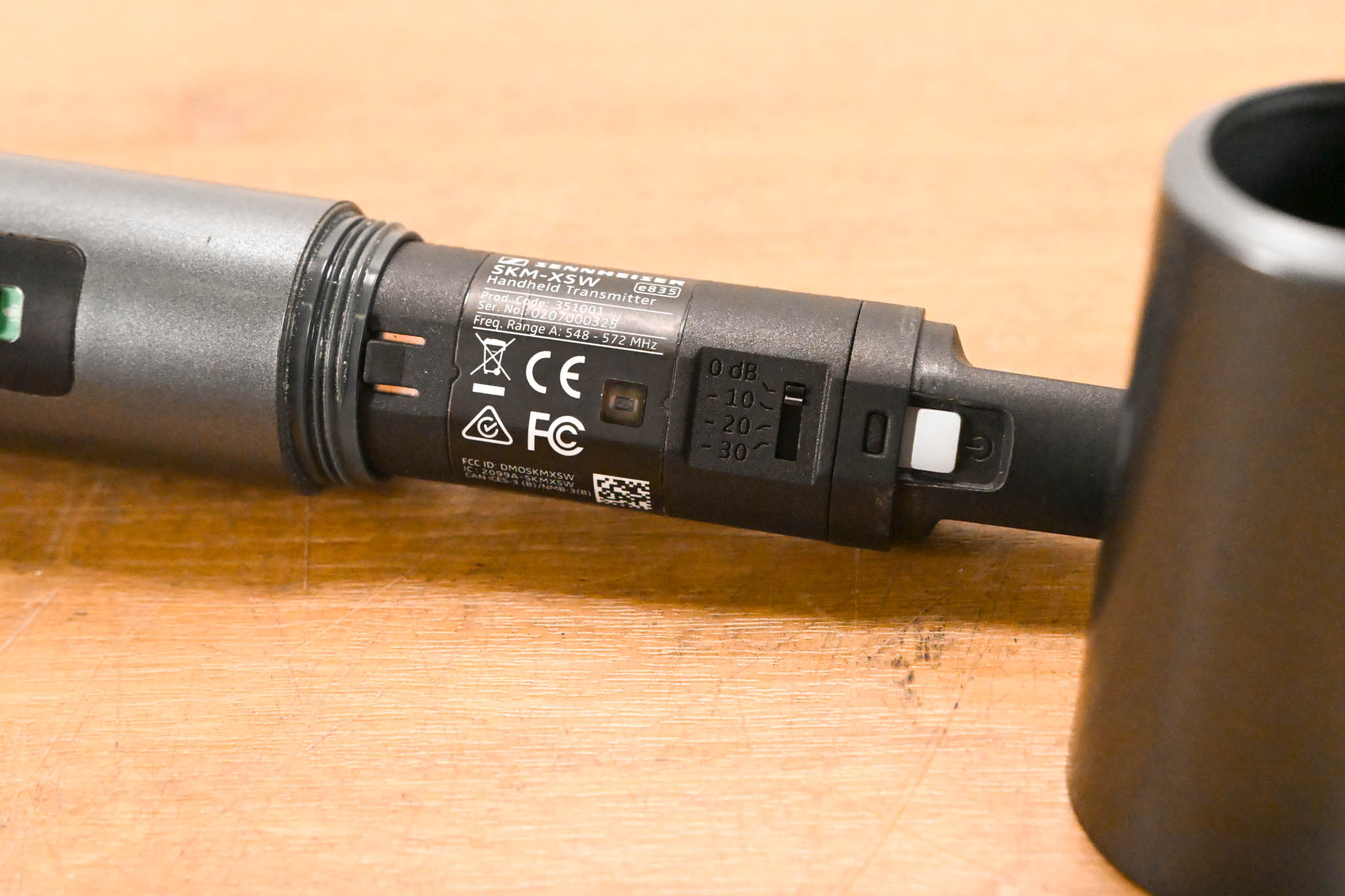 Sennheiser XSW 2-835 Wireless Handheld Microphone System - 548-572 MHz