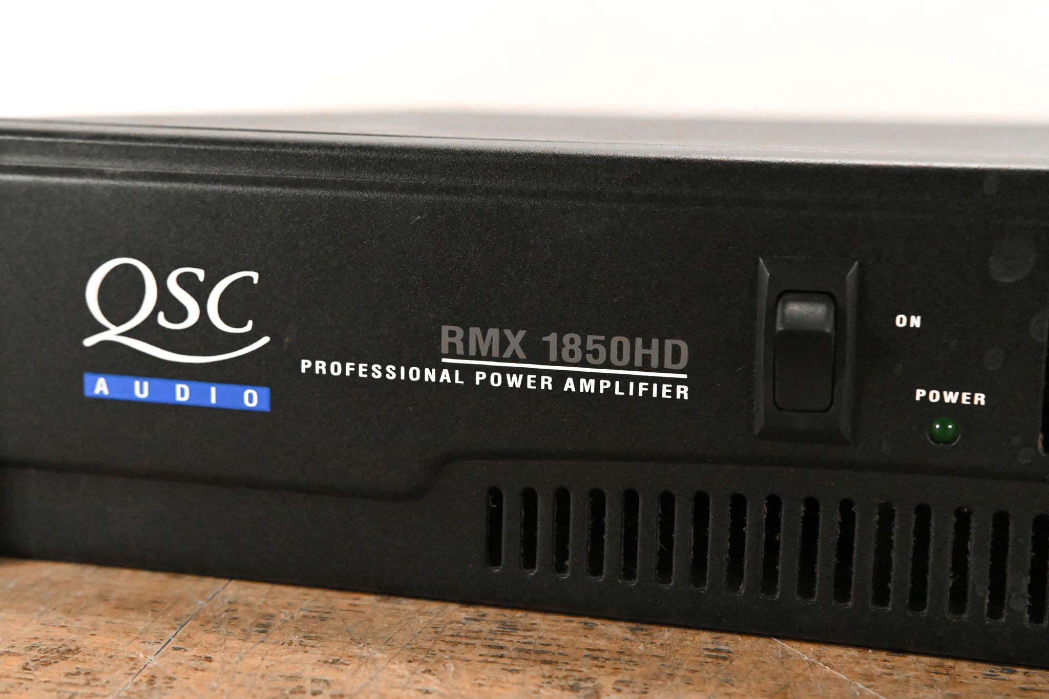 QSC RMX1850HD 2-Channel Power Amplifier