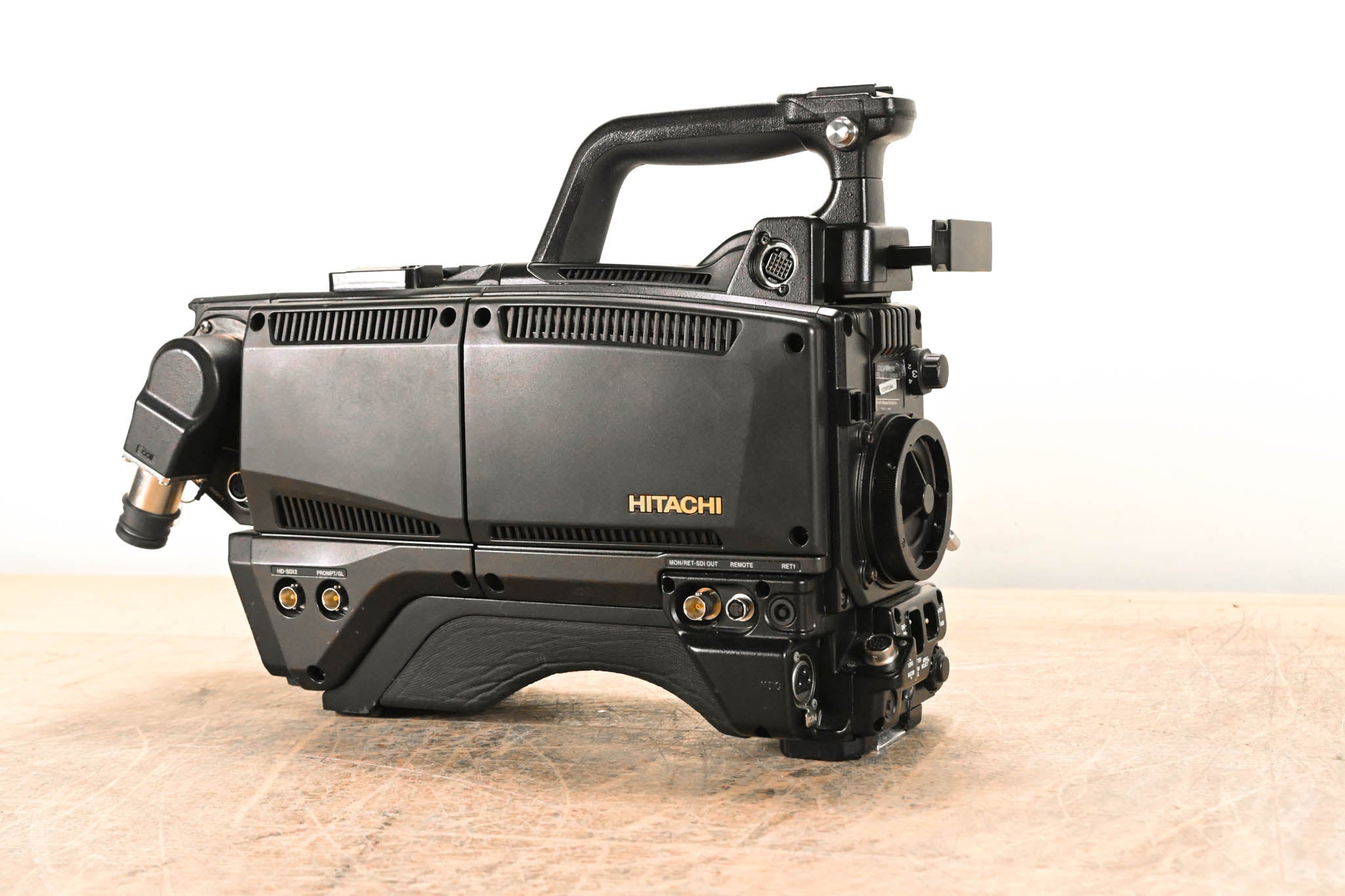 Hitachi Z-HD5000 HDTV Camera with CA-HF1000 Camera Adaptor