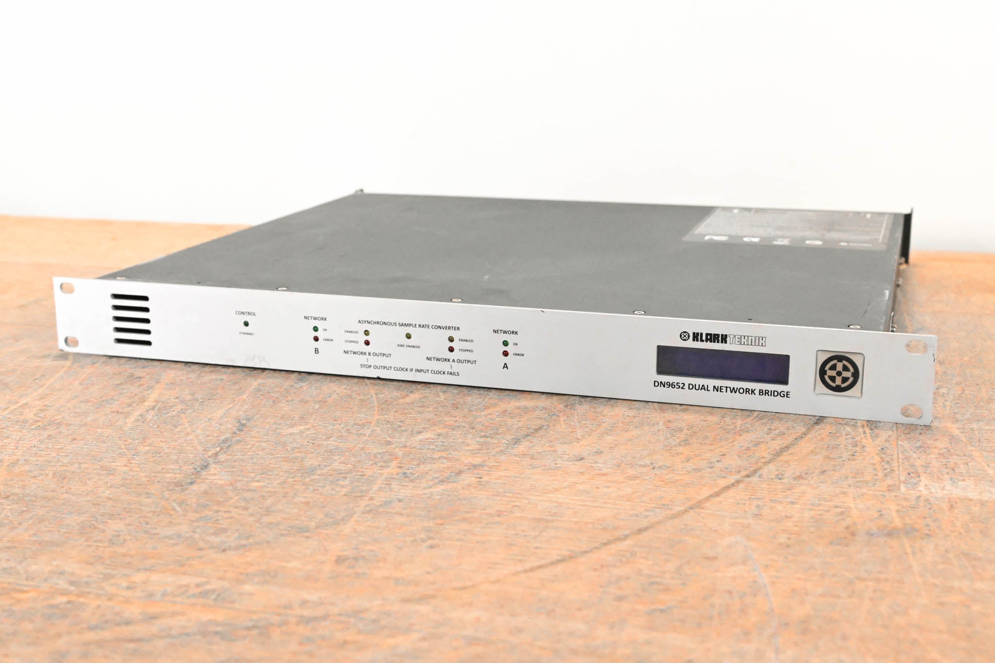 Klark Teknik DN9652 Dual Network Bridge Format Converter