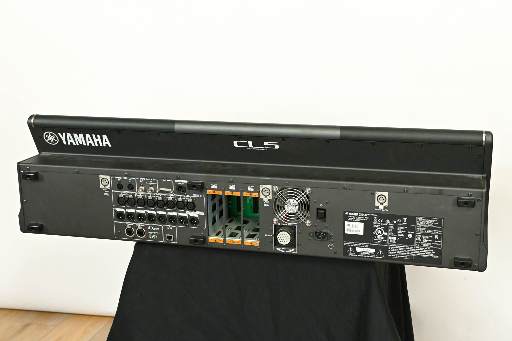 Yamaha CL5 72-Channel Digital Mixing Console