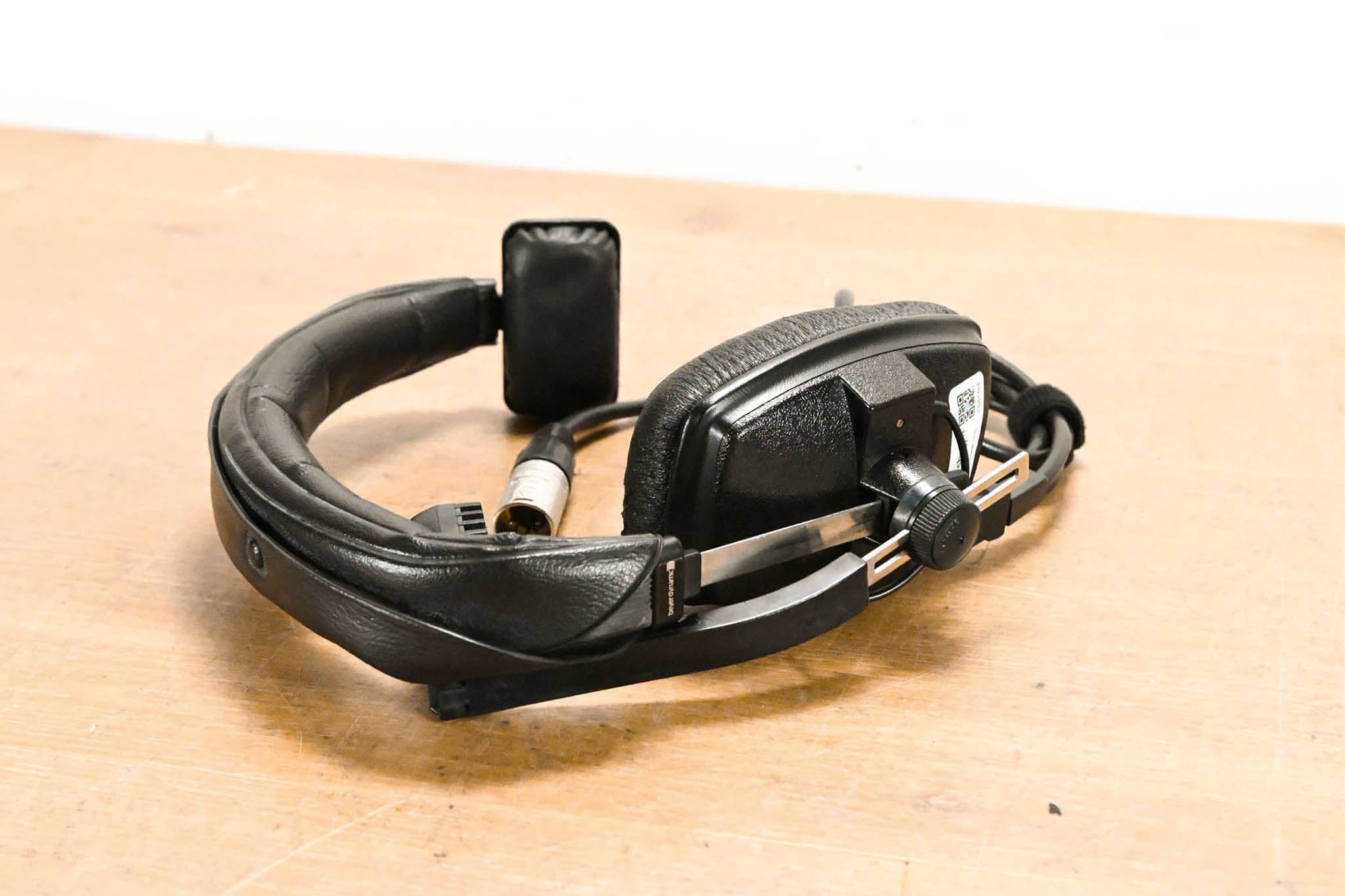 Beyerdynamic DT 108 Single-Ear Headset with Dynamic Microphone