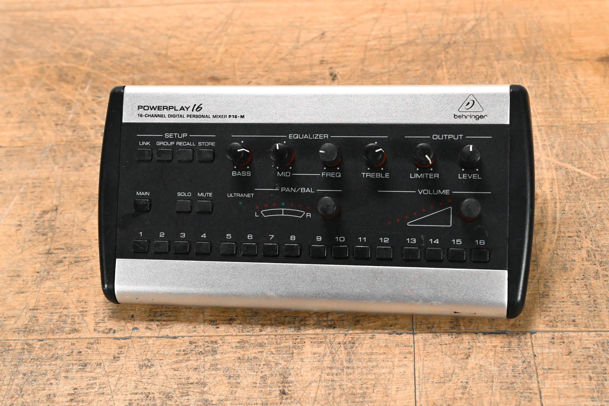 Behringer Powerplay P16-M 16-Channel Digital Personal Mixer