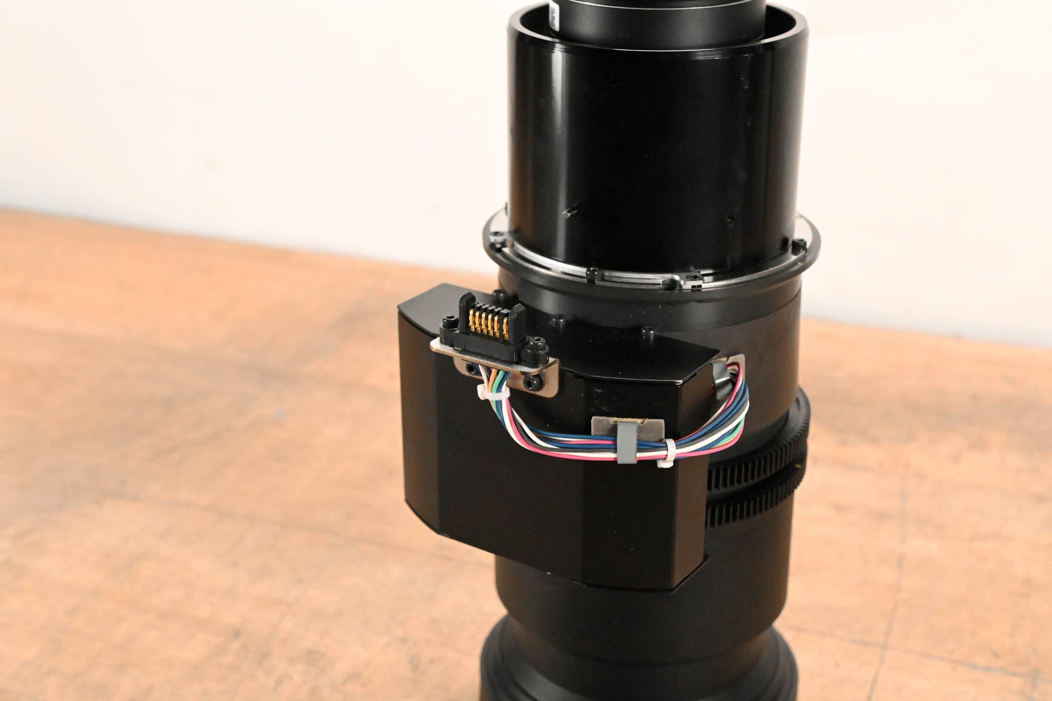 Konica Minolta SXGA+ 1.5-2:1 Projector Lens