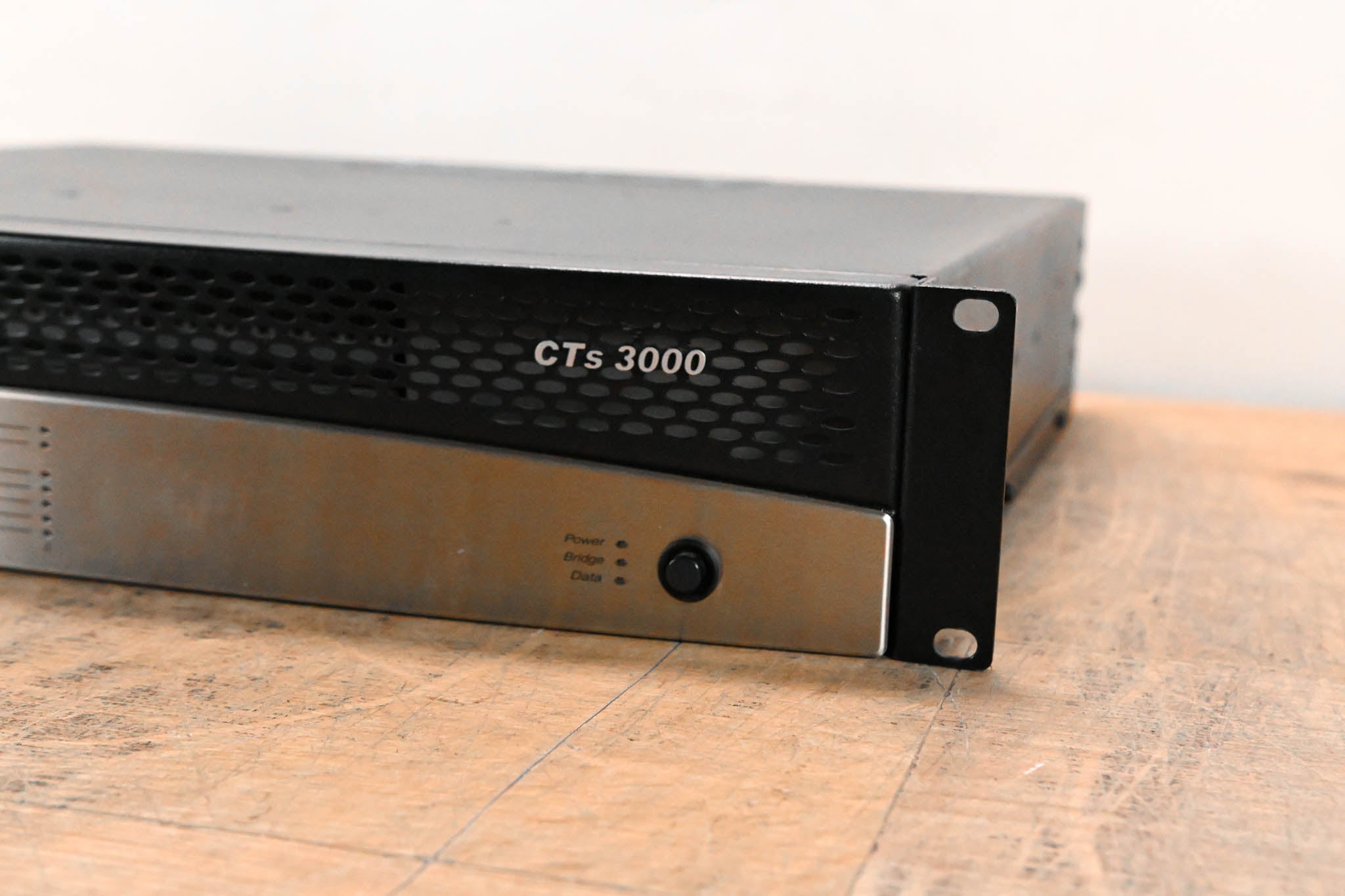 Crown CTs 3000 Two-Channel 1500W Power Amplifier