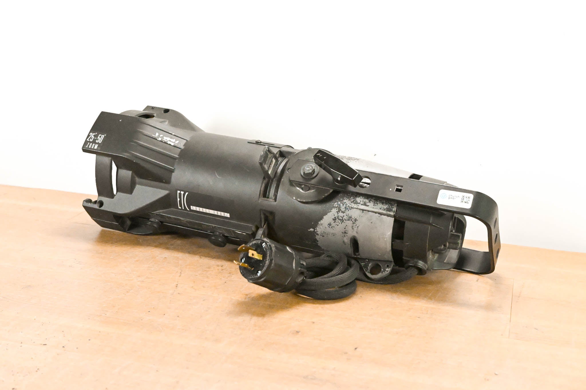 ETC Source Four Jr 25-50 Degree Zoom 575 Ellipsoidal Light