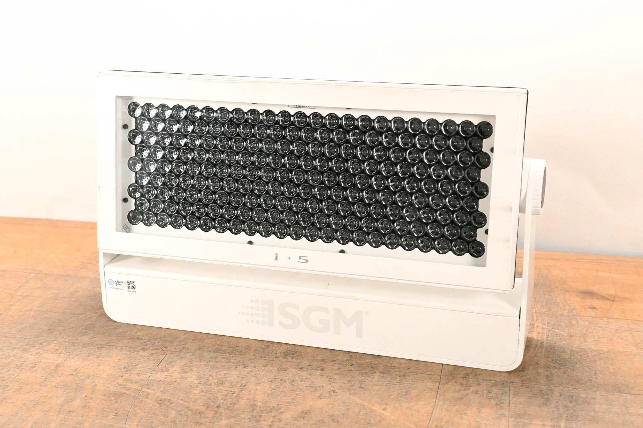 SGM i·5 RGBW POI Outdoor LED Wash Light