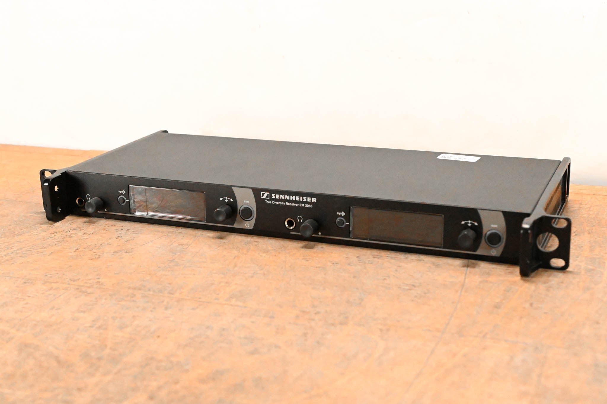 Sennheiser EM 2050 Dual-Channel Wireless Receiver Aw Range: 516-558 MHz