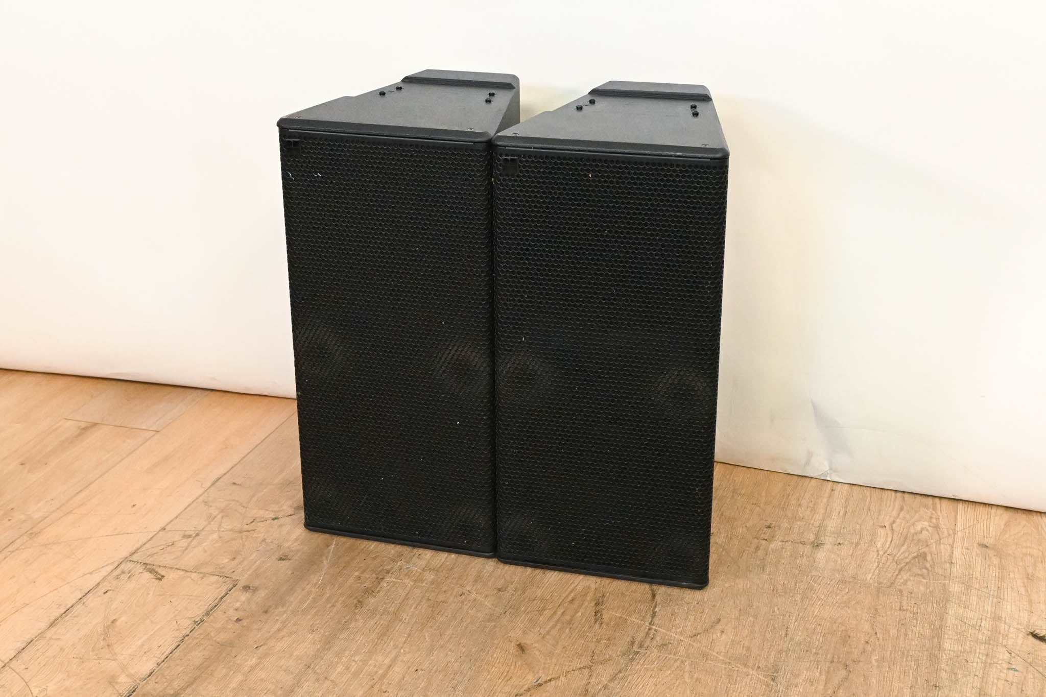 d&b audiotechnik 10AL Installation Two-Way Line Array Loudspeaker (PAIR)