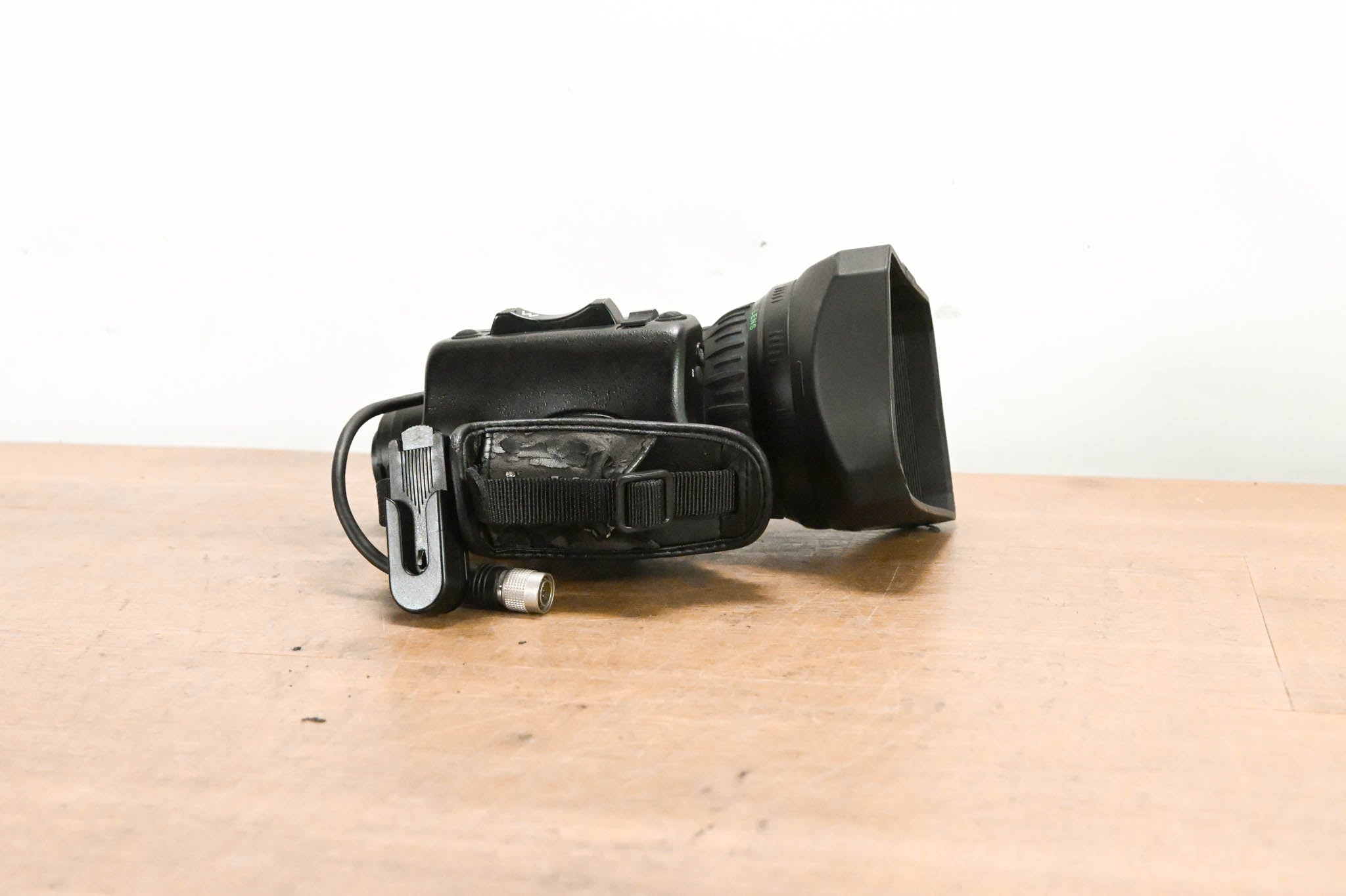 Fujinon Th17x5BRMU Broadcast Zoom Lens - 1:1.4/5-85mm