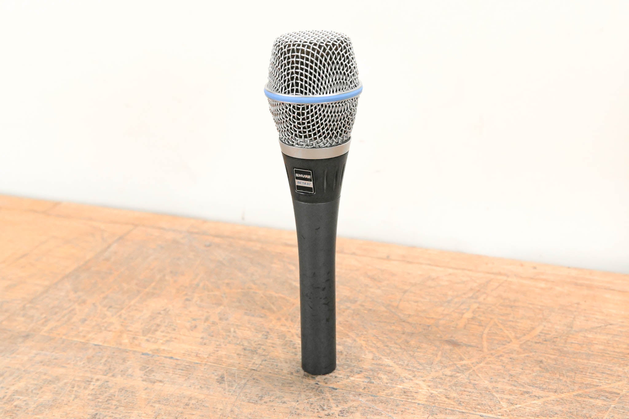 Shure Beta 87 Condenser Handheld Microphone