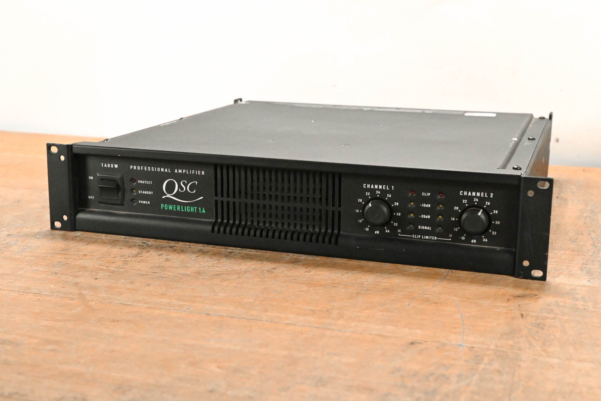 QSC PowerLight 1.4 2-Channel Power Amplifier