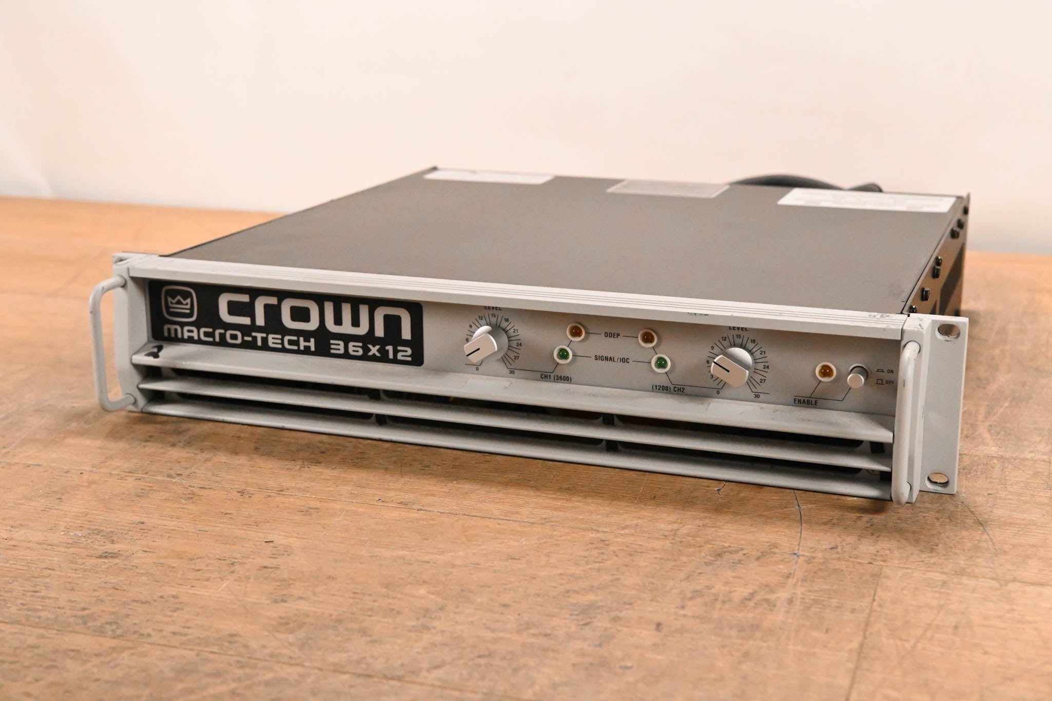 Crown Macro-Tech 36x12 2-Channel Power Amplifier