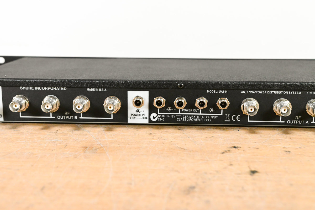 Shure UA844 Antenna Distribution System - 470-900 MHz (NO POWER SUPPLY)