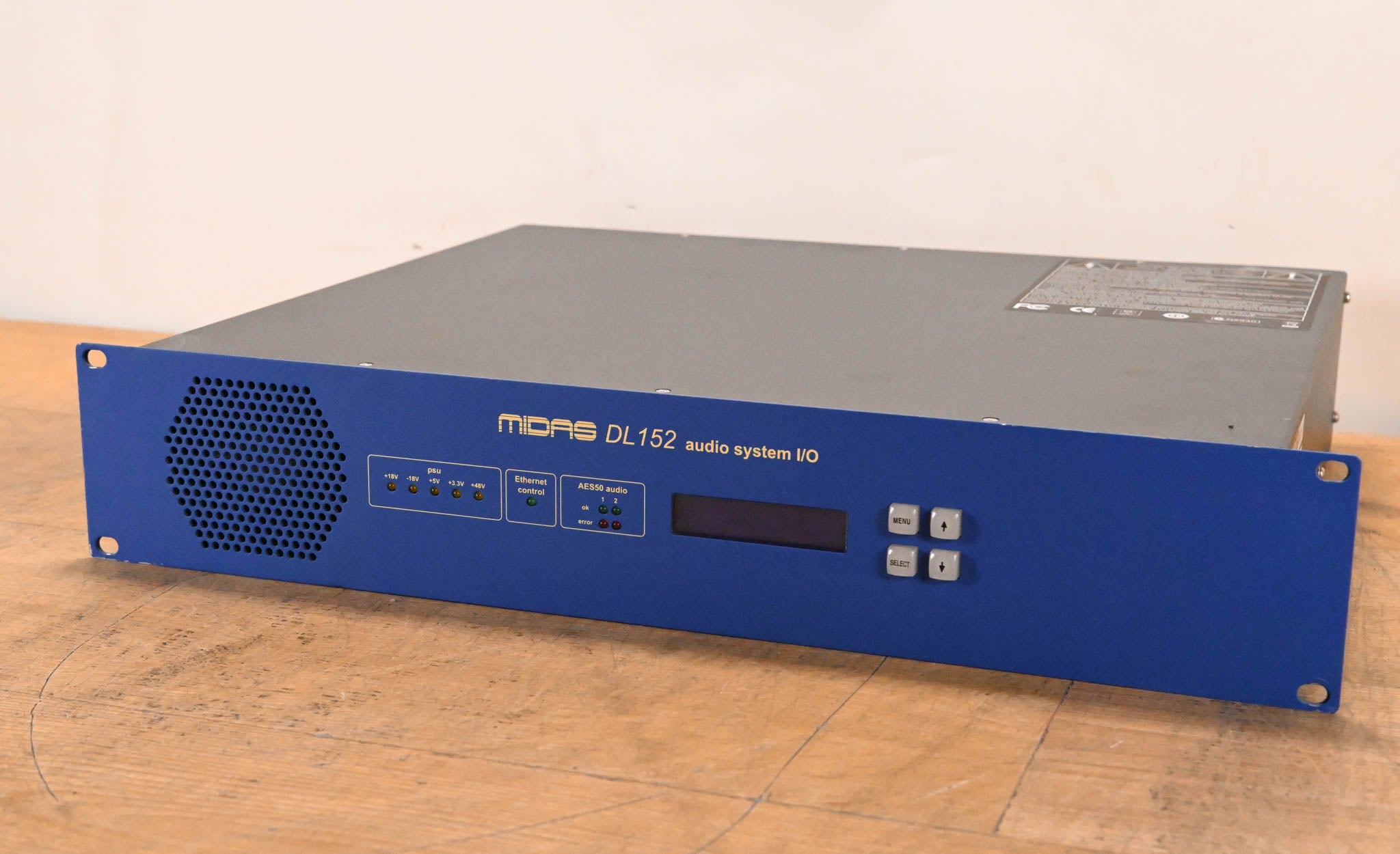 Midas DL152 PRO Series 24-Output Stage Box