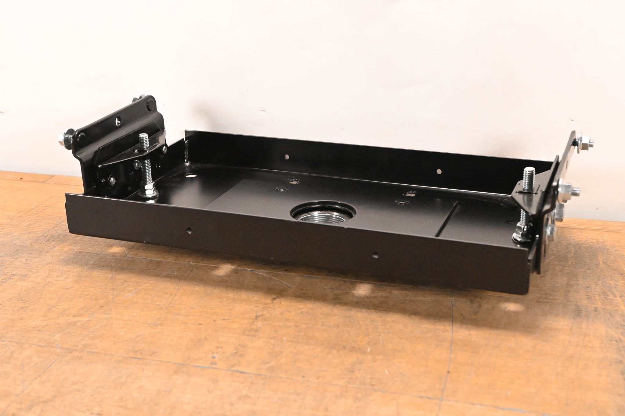 Chief VCM-20 Heavy Duty LCD/CRT Projector Ceiling Mount