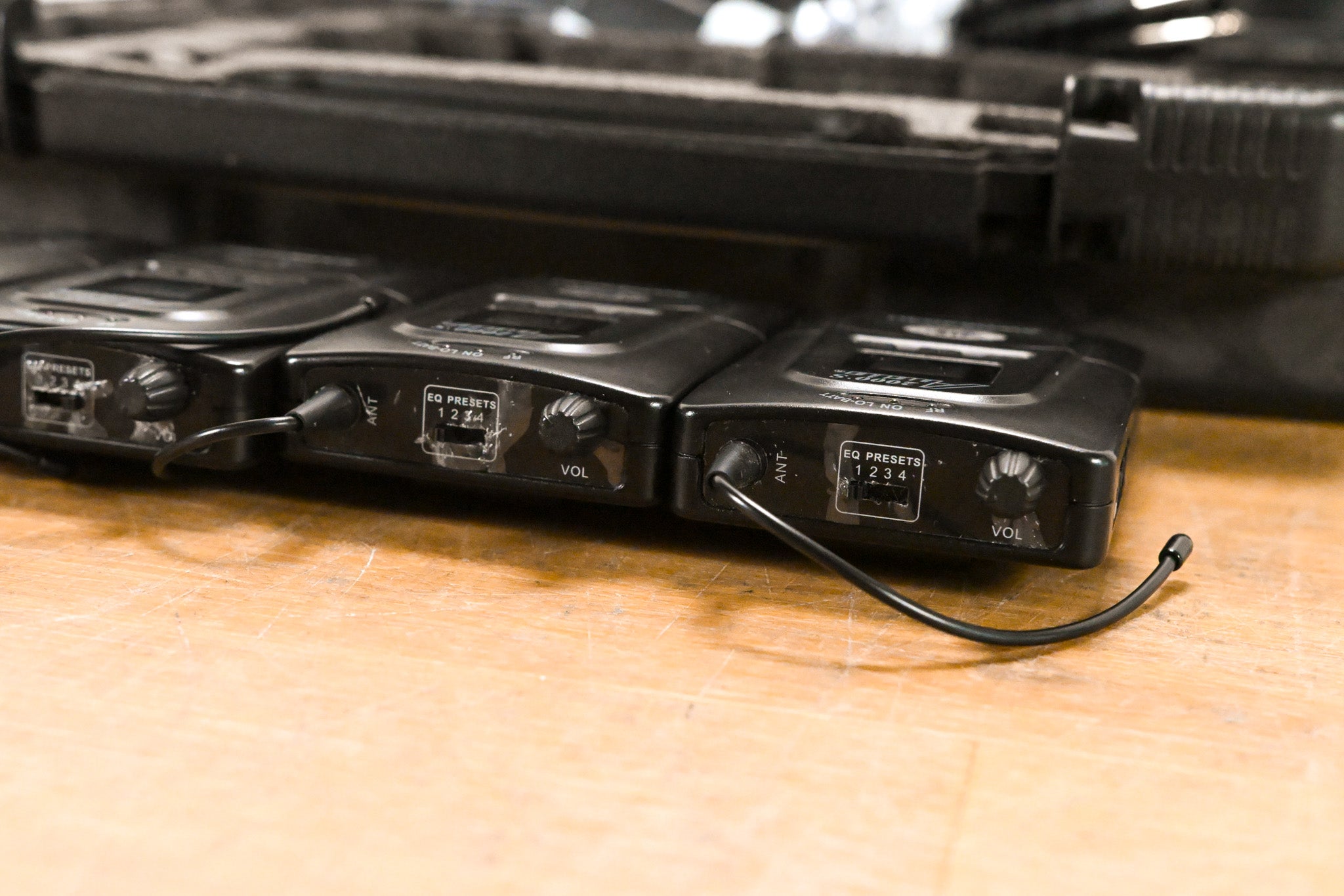 Audio2000's AWM630AU IEM System w/ four Bodypack Receivers: 573-597.8MHz