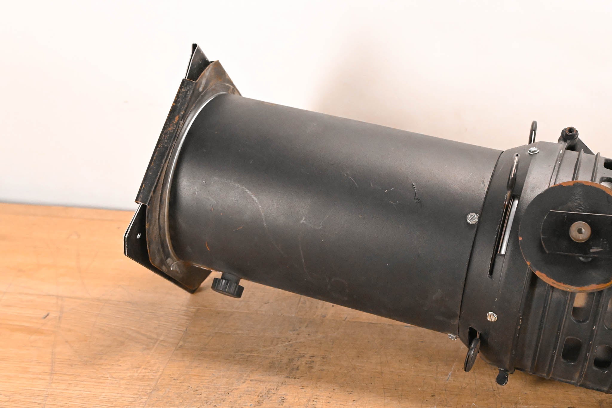 Altman 360Q 6" x 12" 750W Ellipsoidal Light