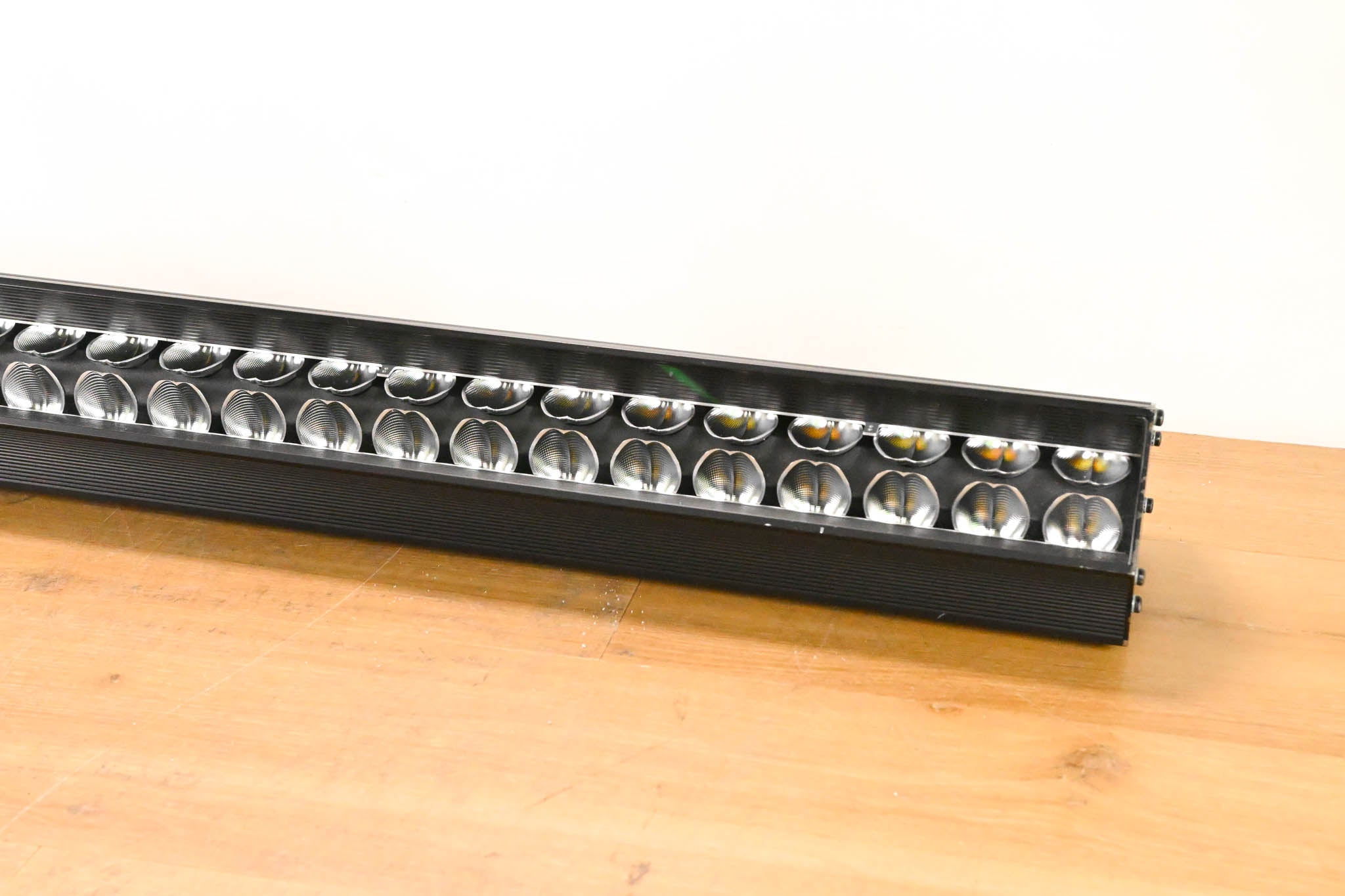 Robert Juliat Dalis 862 150W LED Asymmetric Footlight Batten (NO PSU)