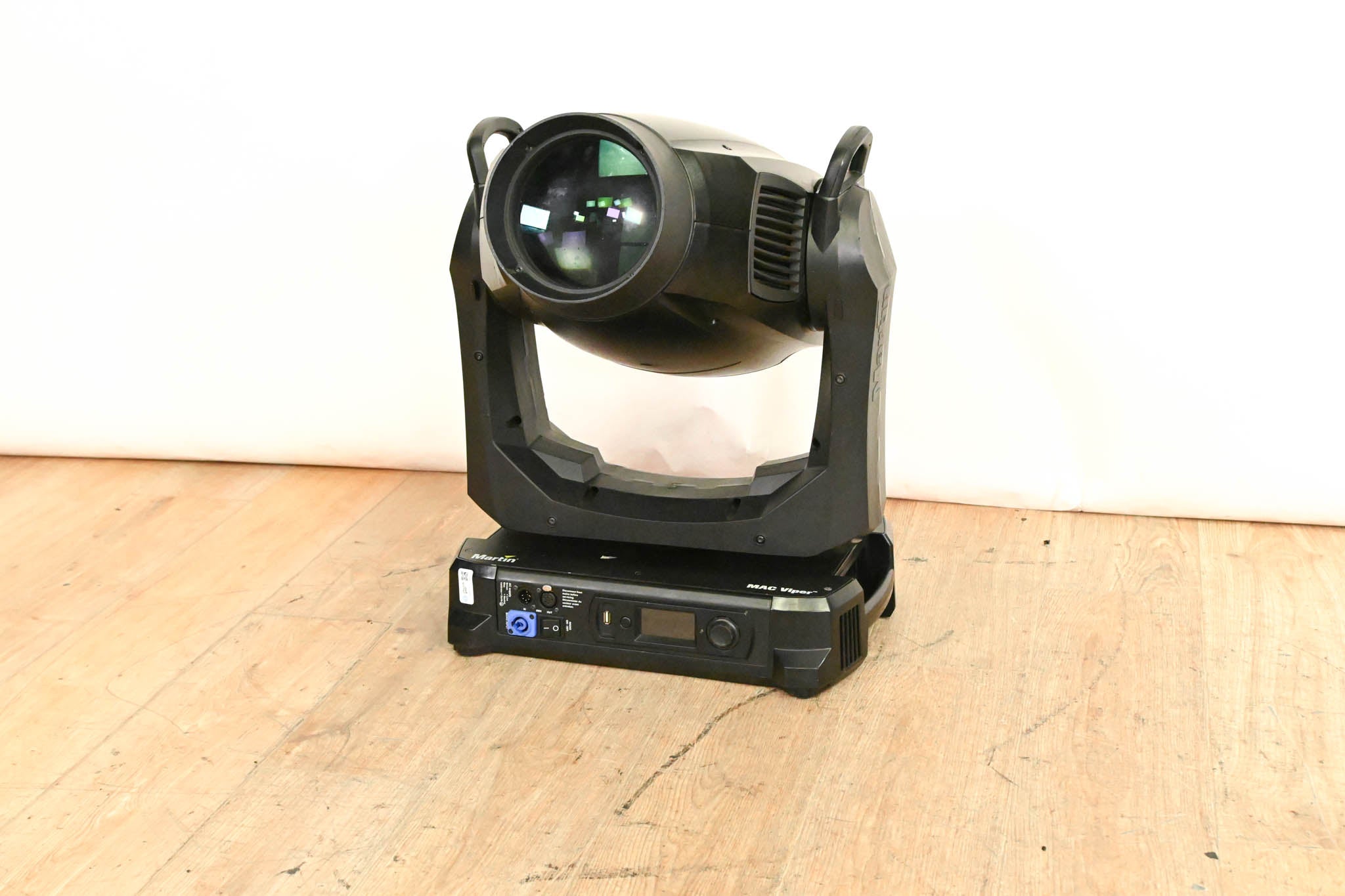Martin MAC Viper Profile High Output Discharge-Based Moving Light