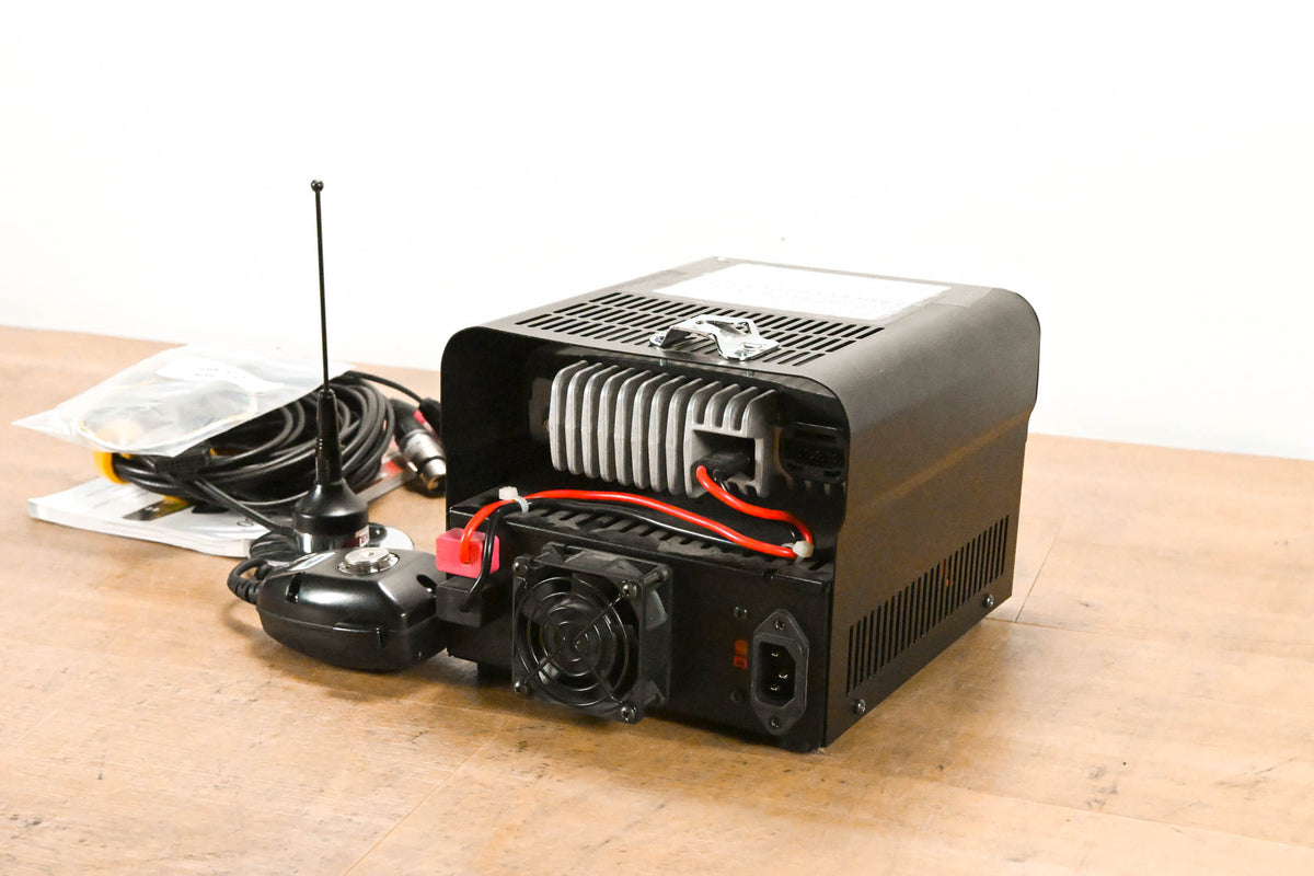 Motorola CDM-1250 Radio Base Station w/ Astron SS-25CDM Enclosure & Mic