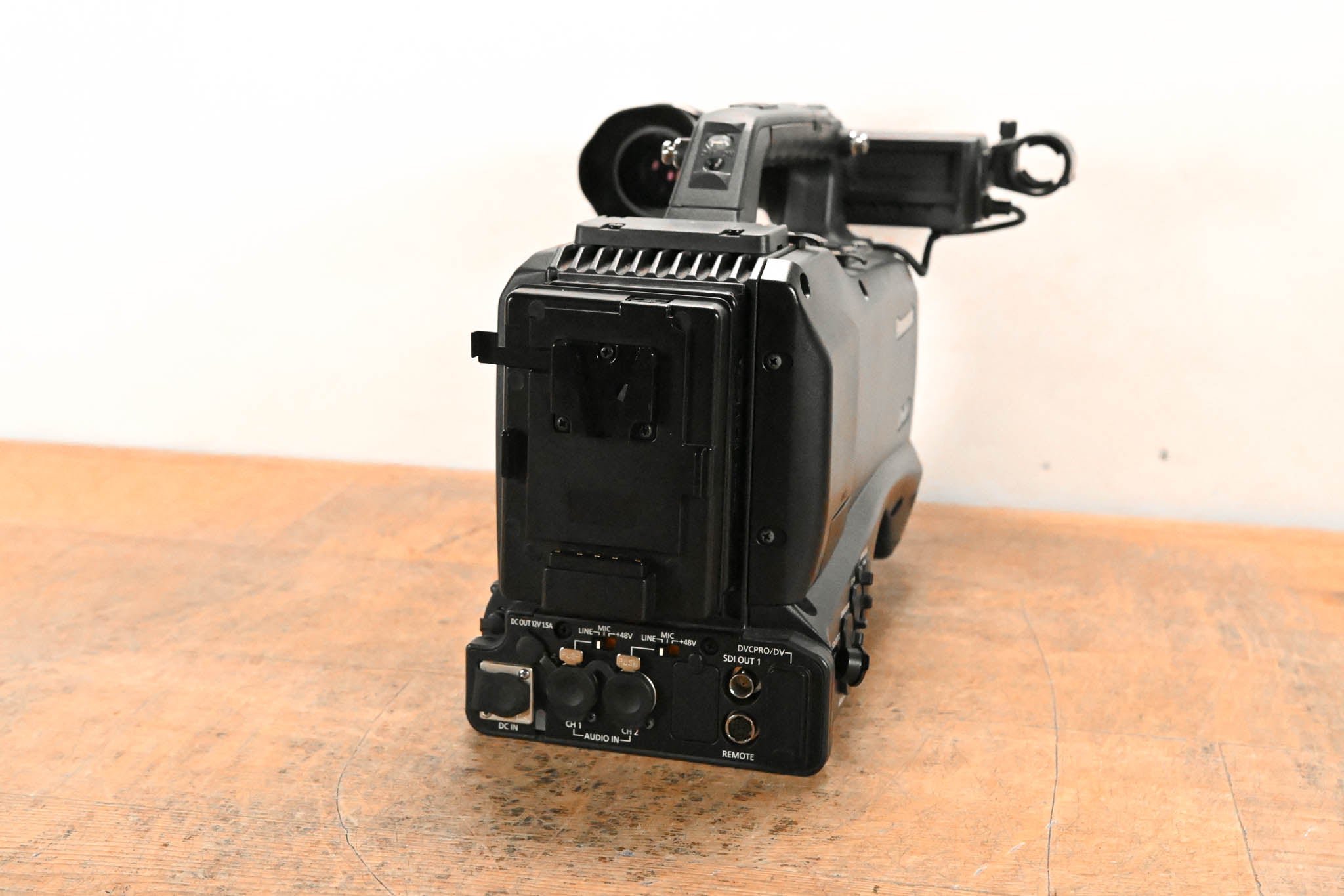 Panasonic AG-HPX370P 1/3" ENG P2HD Camcorder