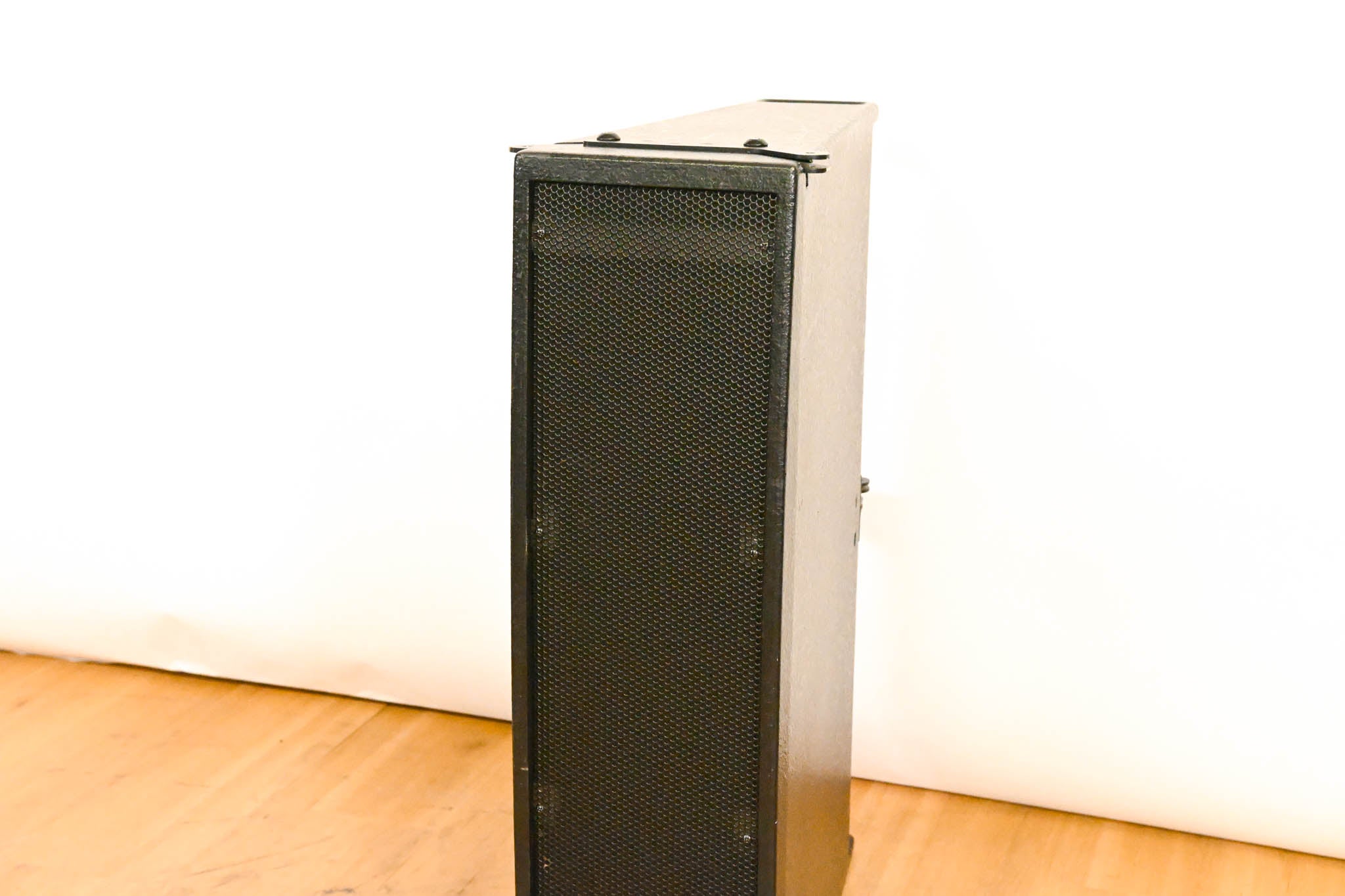 SLS CPA7600 Compact 3-Way Line Array Speaker