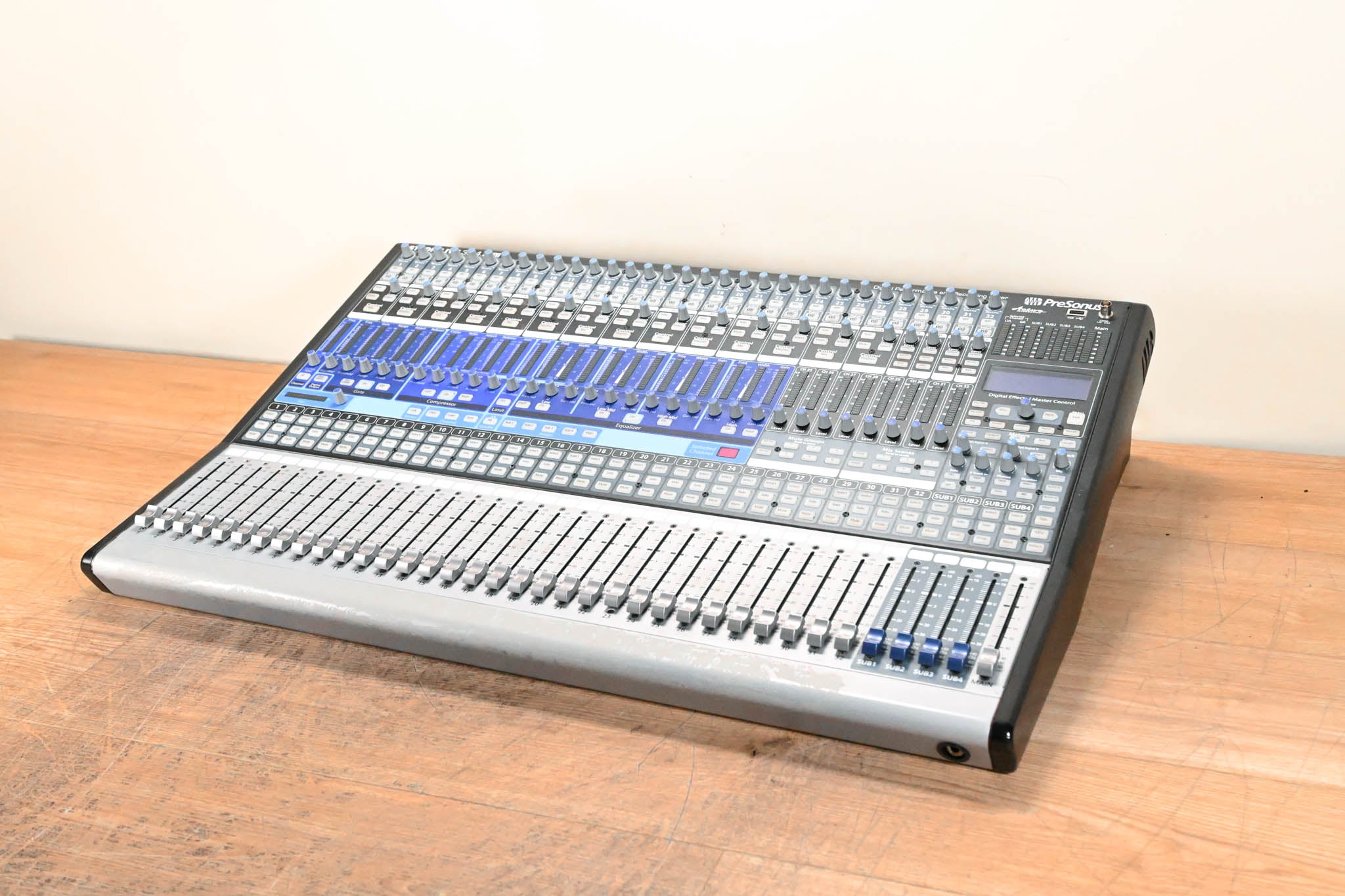 PreSonus StudioLive 32.4.2AI 32-Channel Digital Mixer