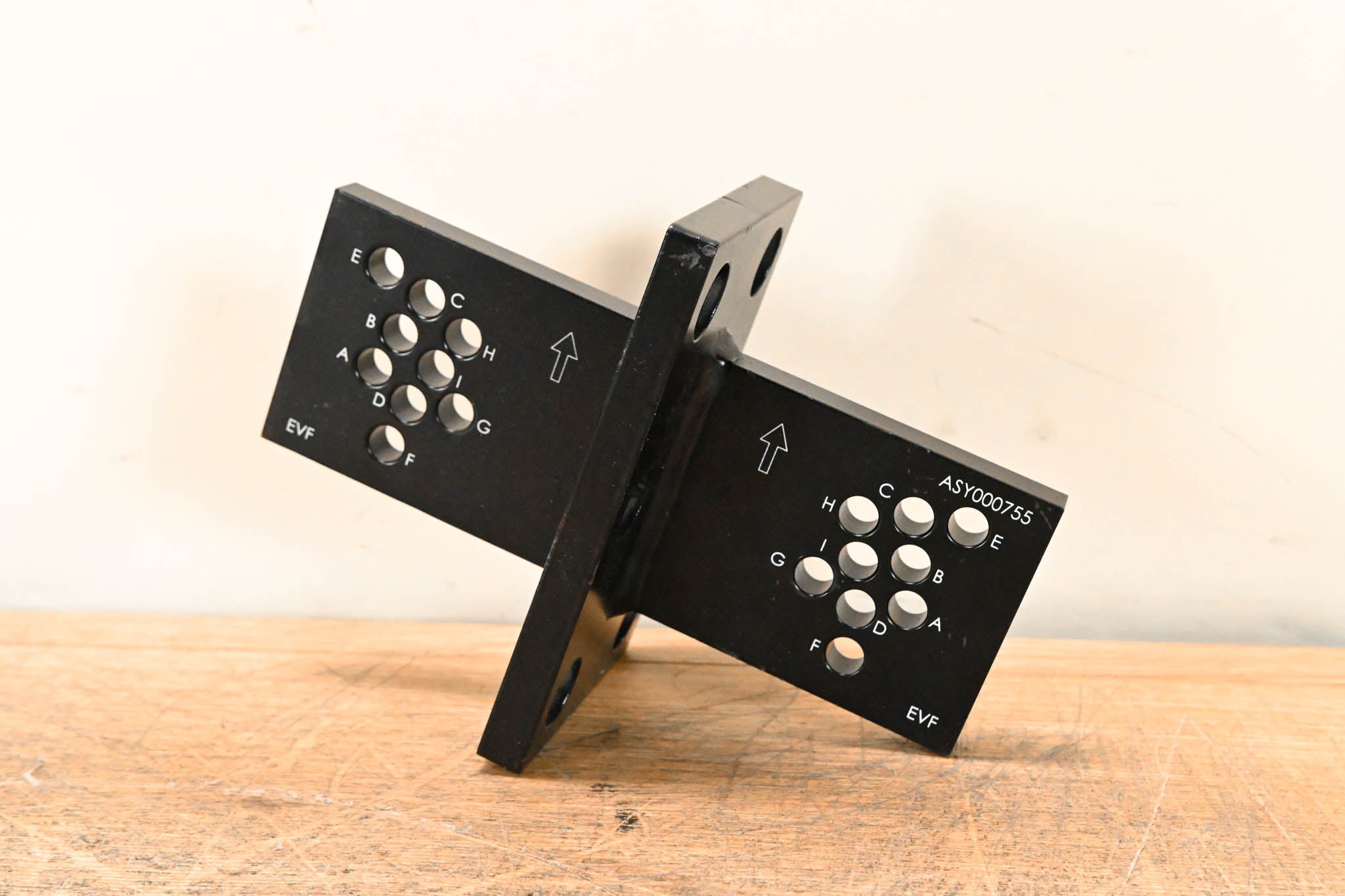 Electro-Voice (EV) HRK-1B Horizontal Mounting Plates for EVF Series