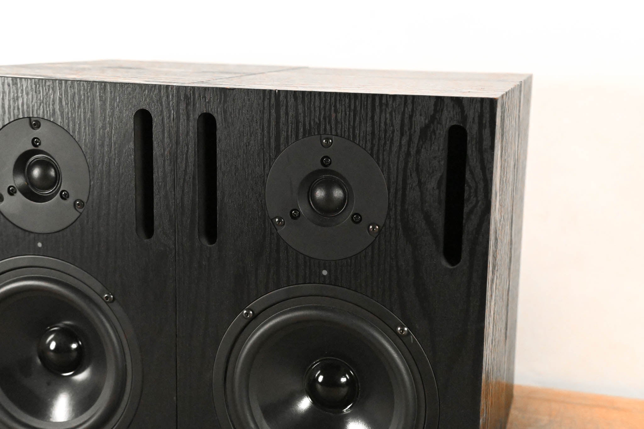 TASCAM VL-X5 Bi-Amplified Nearfield Studio Monitor (PAIR)