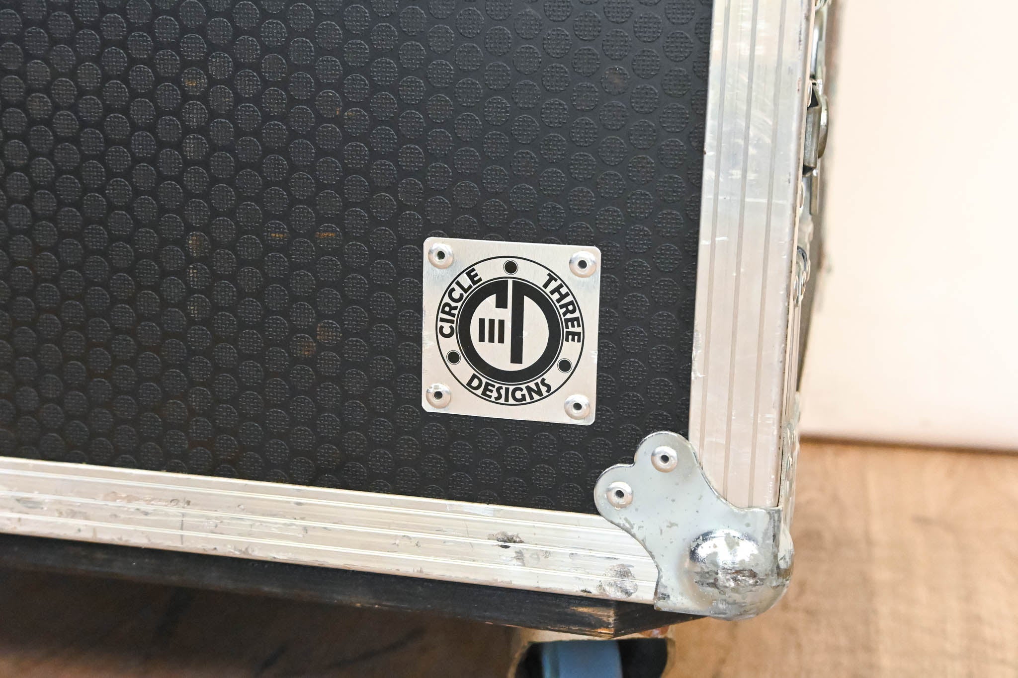 Circle Three Designs Custom Road Case 6RU, with 10" space and 9" space