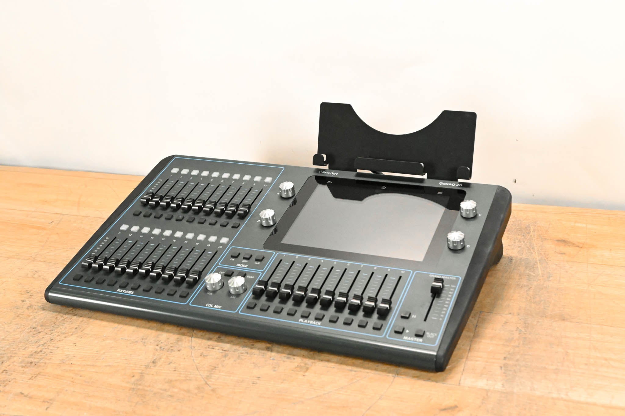 ChamSys QuickQ 20 Compact 2-Universe Lighting Control Console (NO PSU)