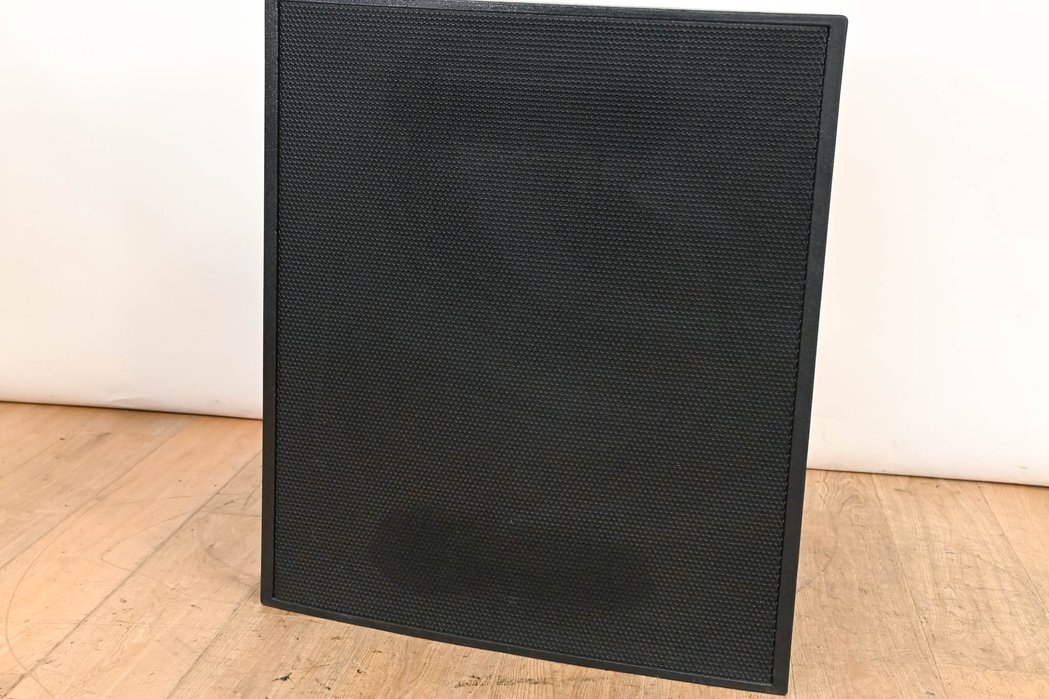 Electro-Voice (EV) EVF-1181S 18" Passive Subwoofer