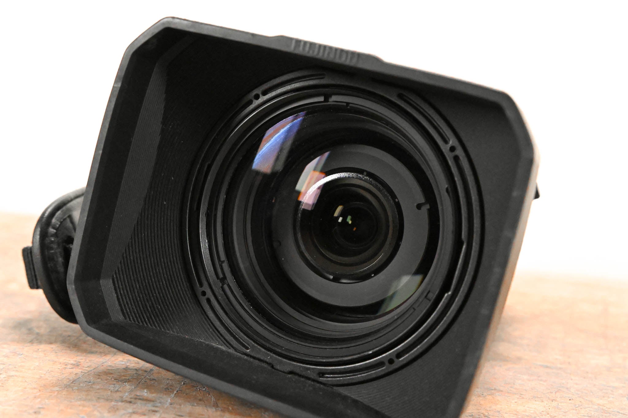 Fujinon XA16x8A-XB4 Broadcast Zoom Lens - 1:1.9/8-128mm
