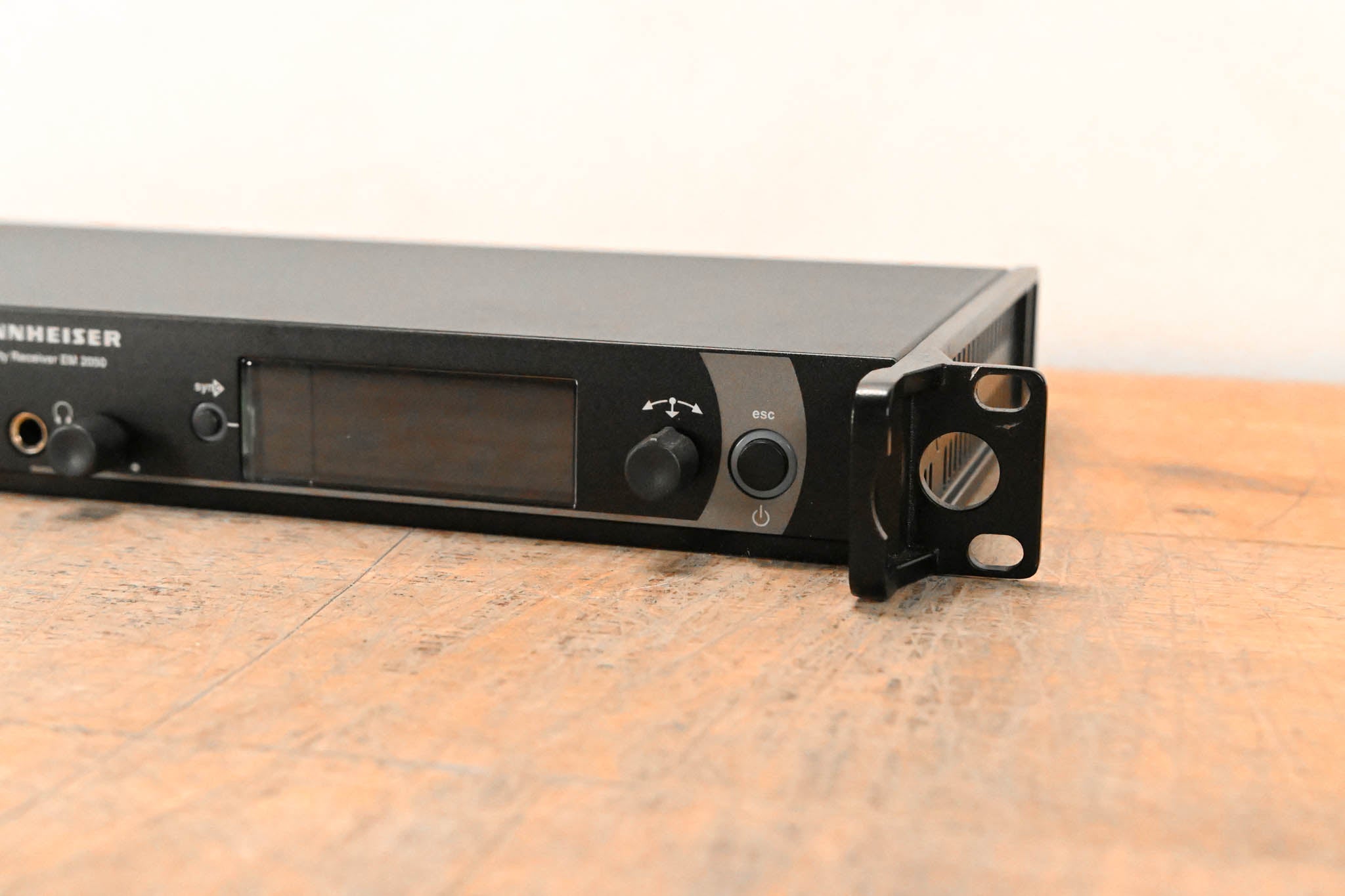 Sennheiser EM 2050 Dual-Channel Wireless Receiver Aw Range: 516-558 MHz