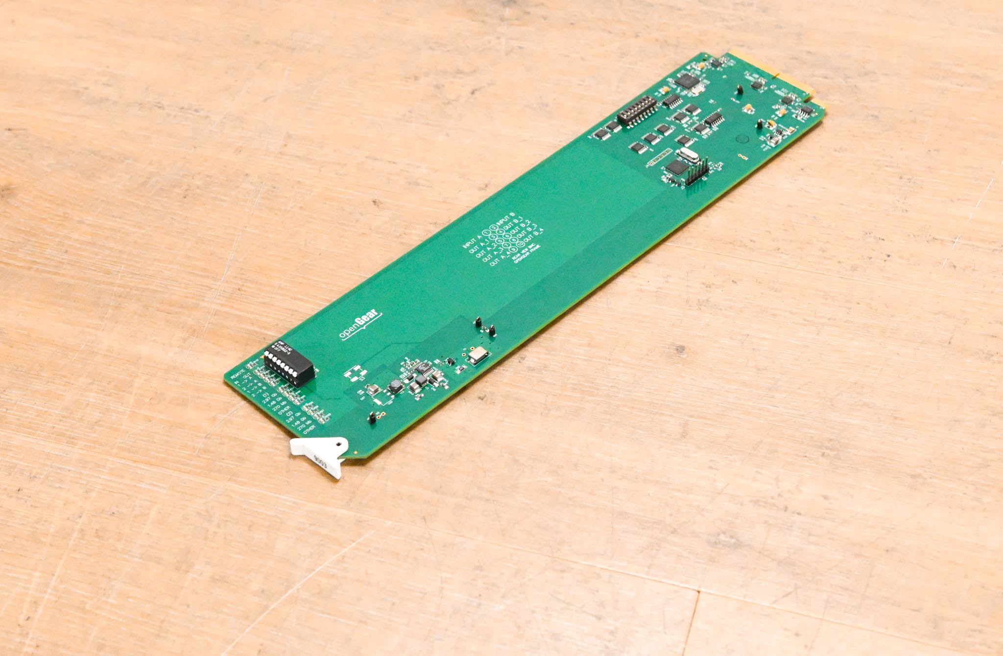 Cobalt 9003 3G/HD/SD Reclocking Distribution Amplifier