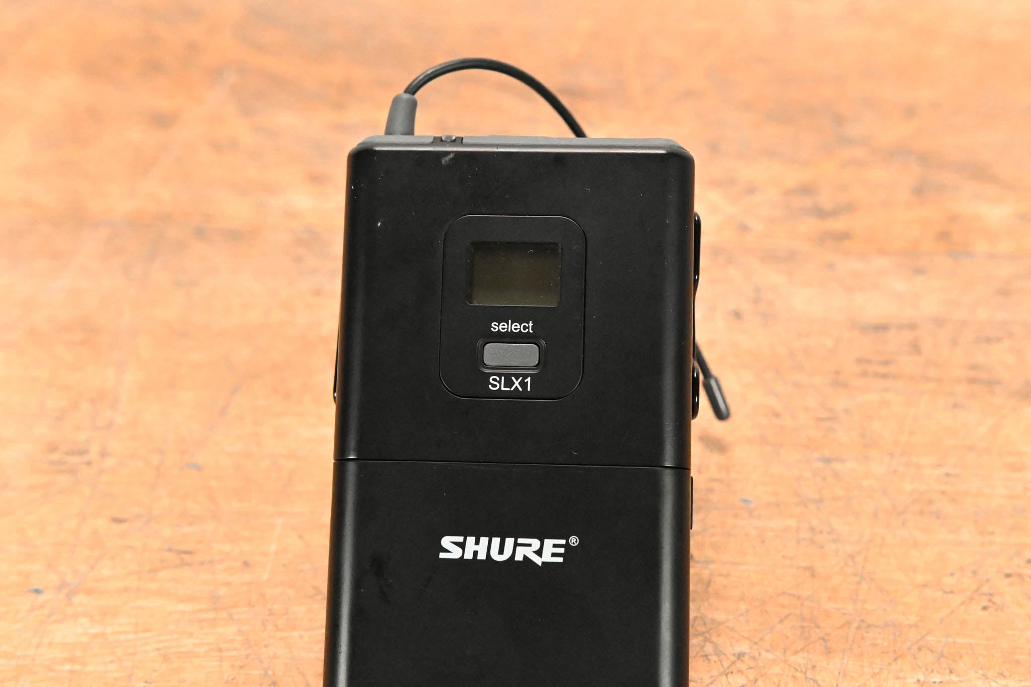 Shure SLX1 Wireless Bodypack Transmitter - G4 Band: 470-494 MHz